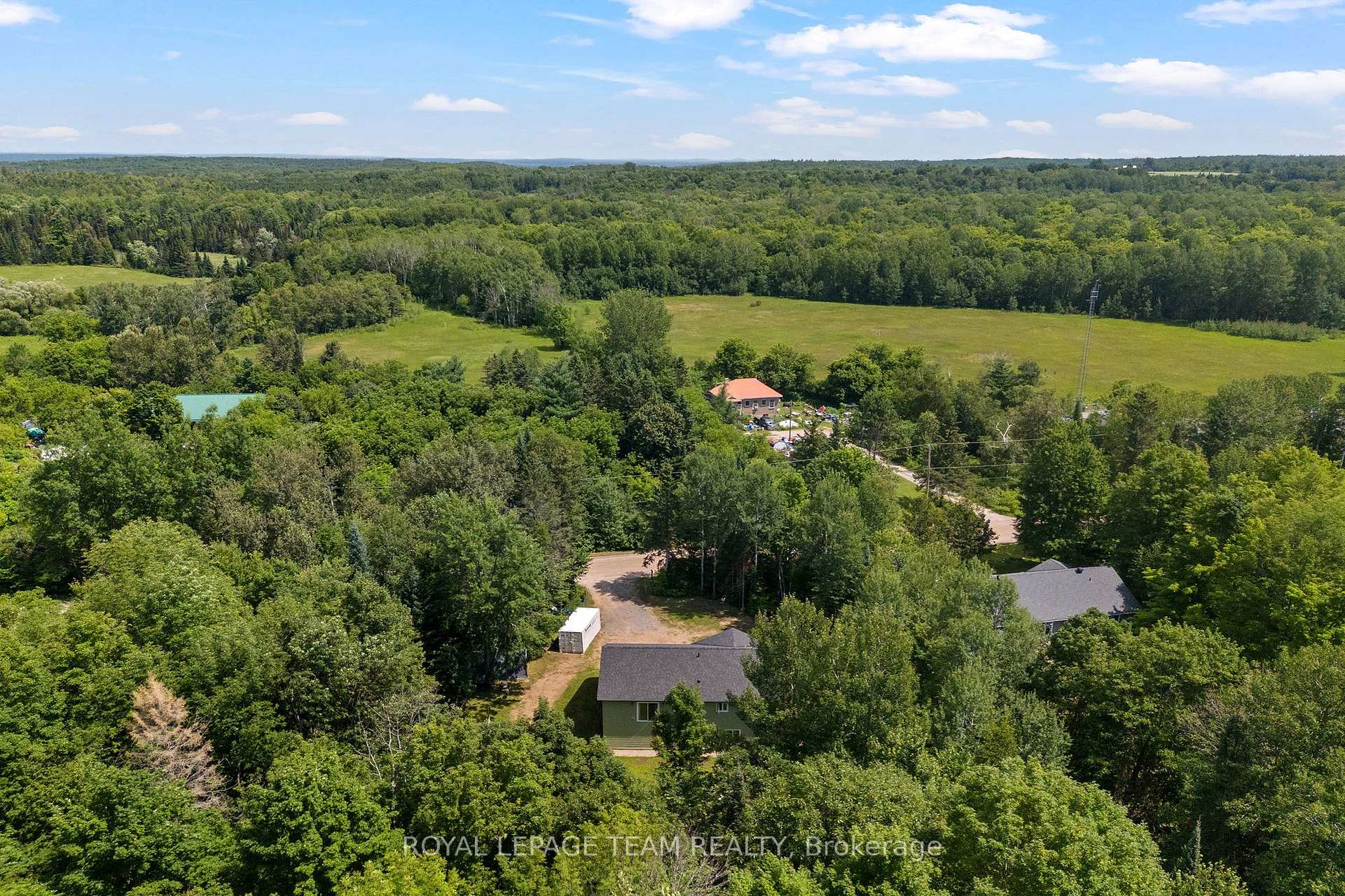 Photo 35 of 405 Calvin Road, Whitewater Region, Whitewater Region — HOMEH