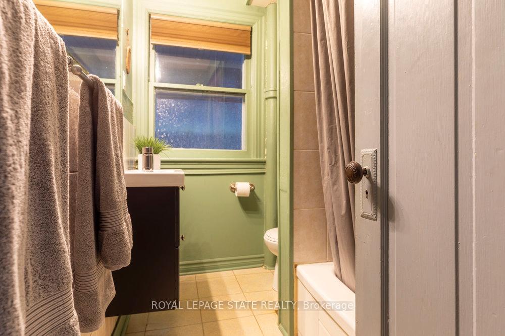 Photo 16 of 90 Blake Street, Hamilton, Blakeley — HOMEH