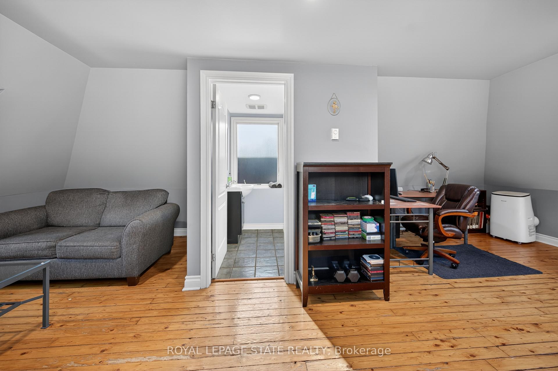 Photo 35 of 90 Blake Street, Hamilton, Blakeley — HOMEH