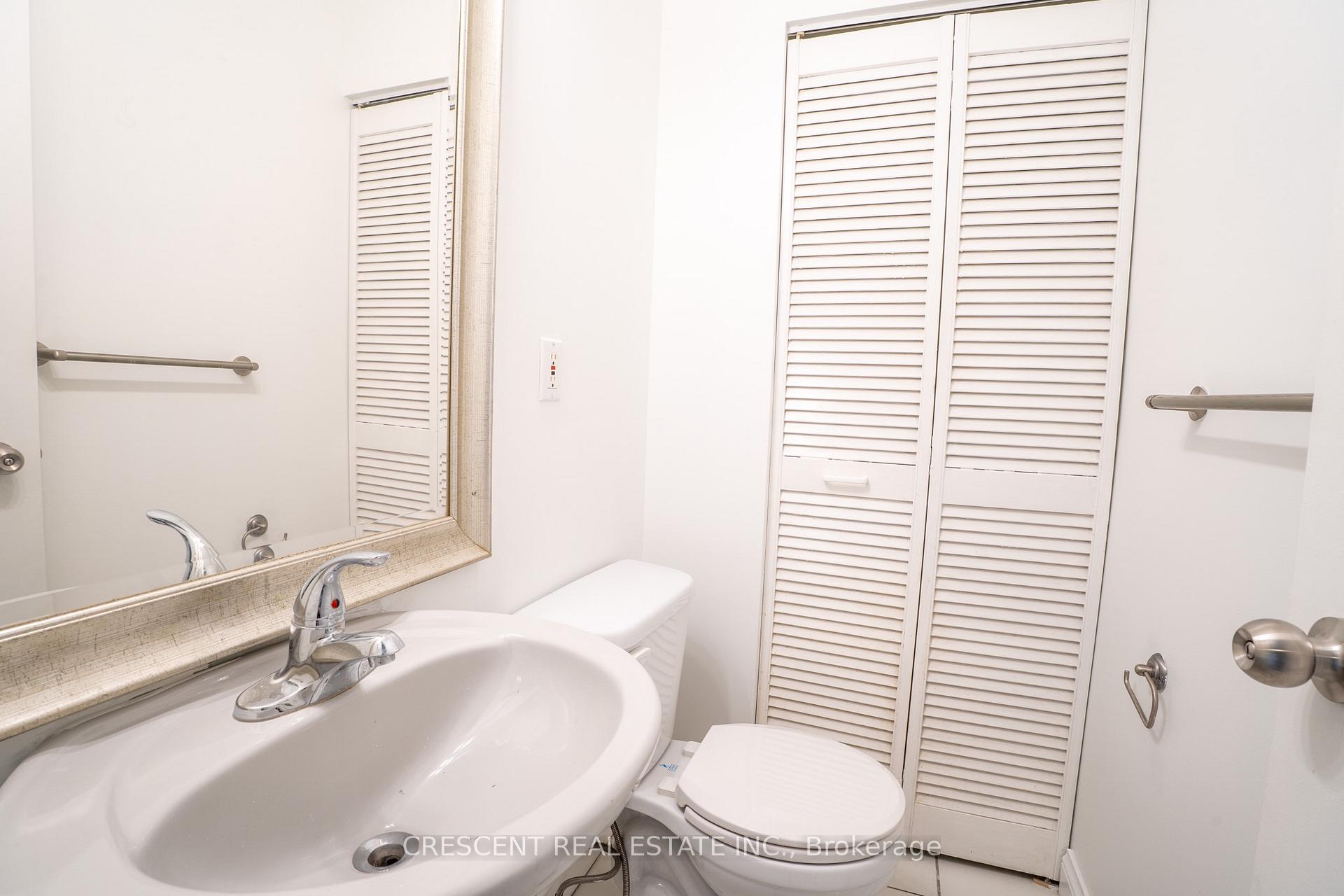 Photo 14 of Unit MAIN, 520 Prince Edward Drive N, Etobicoke, Kingsway South — HOMEH