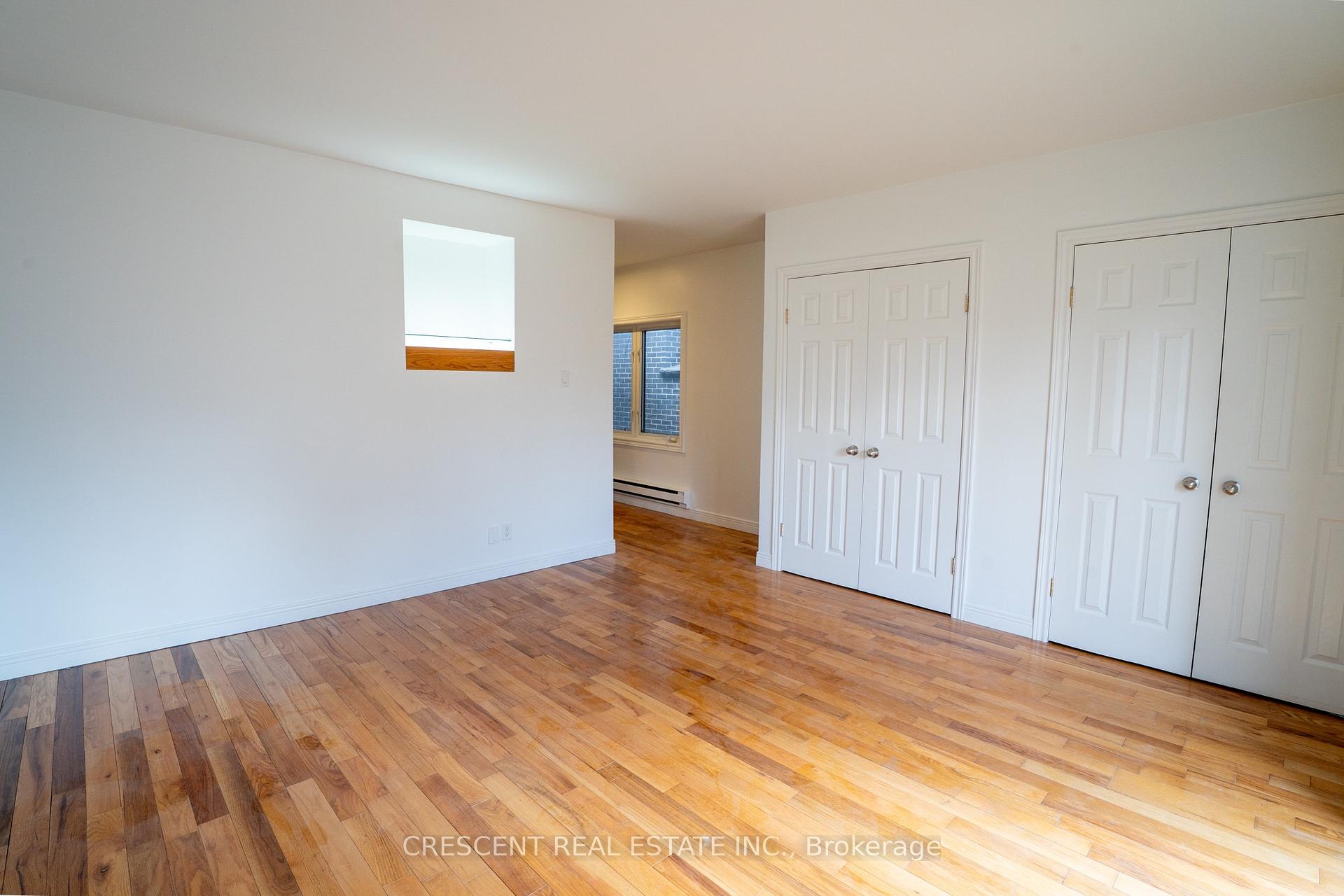 Photo 16 of Unit MAIN, 520 Prince Edward Drive N, Etobicoke, Kingsway South — HOMEH
