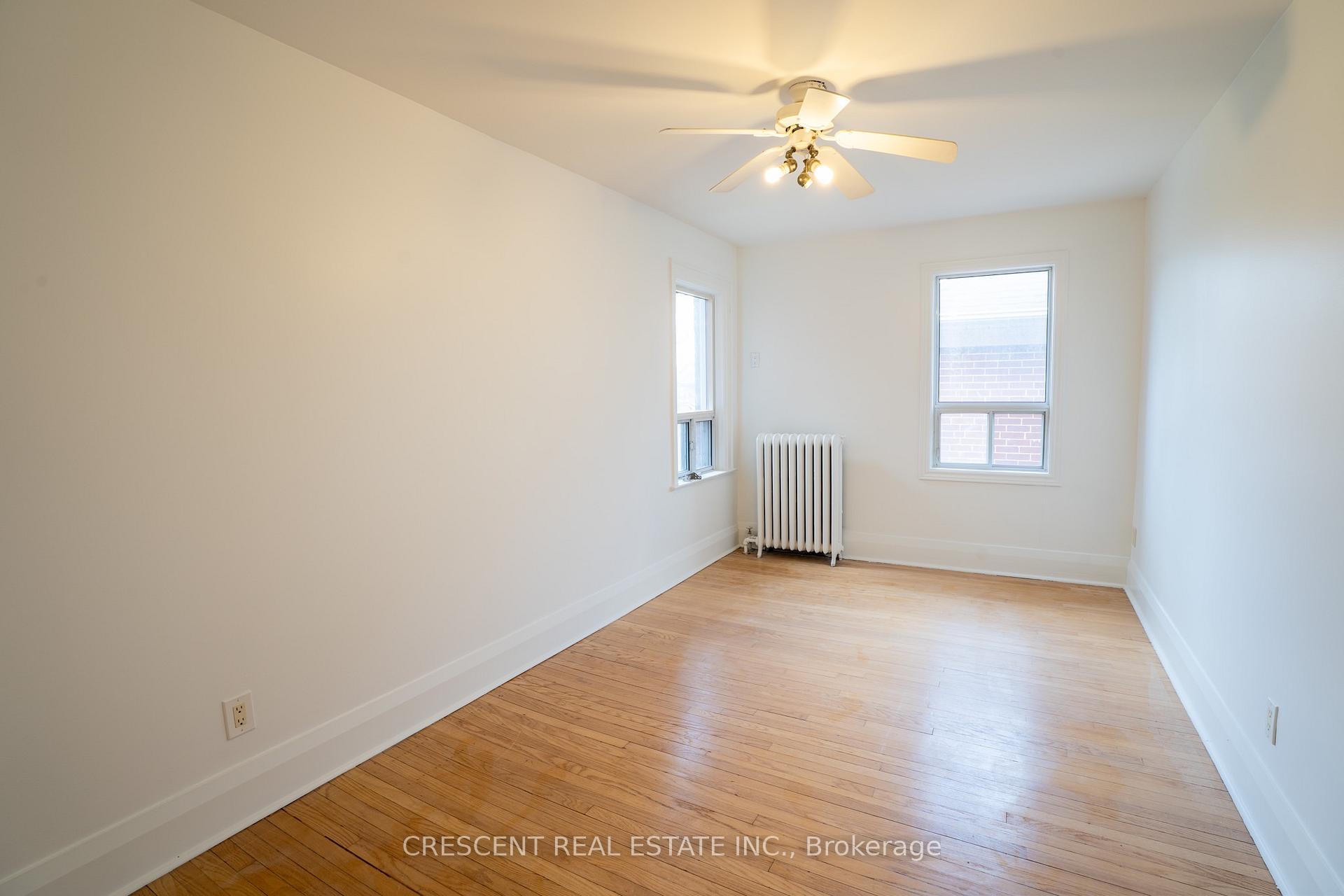 Photo 23 of Unit MAIN, 520 Prince Edward Drive N, Etobicoke, Kingsway South — HOMEH