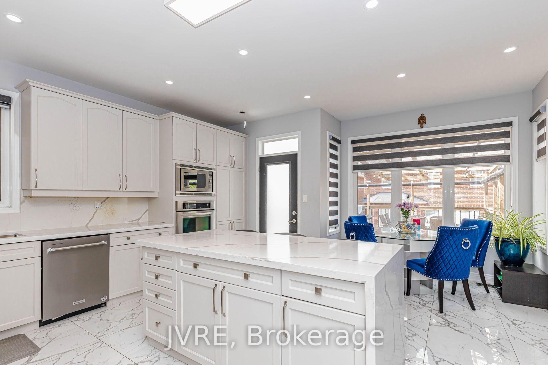 Photo 12 of 12 Peppermint Close, Brampton, Bram East — HOMEH