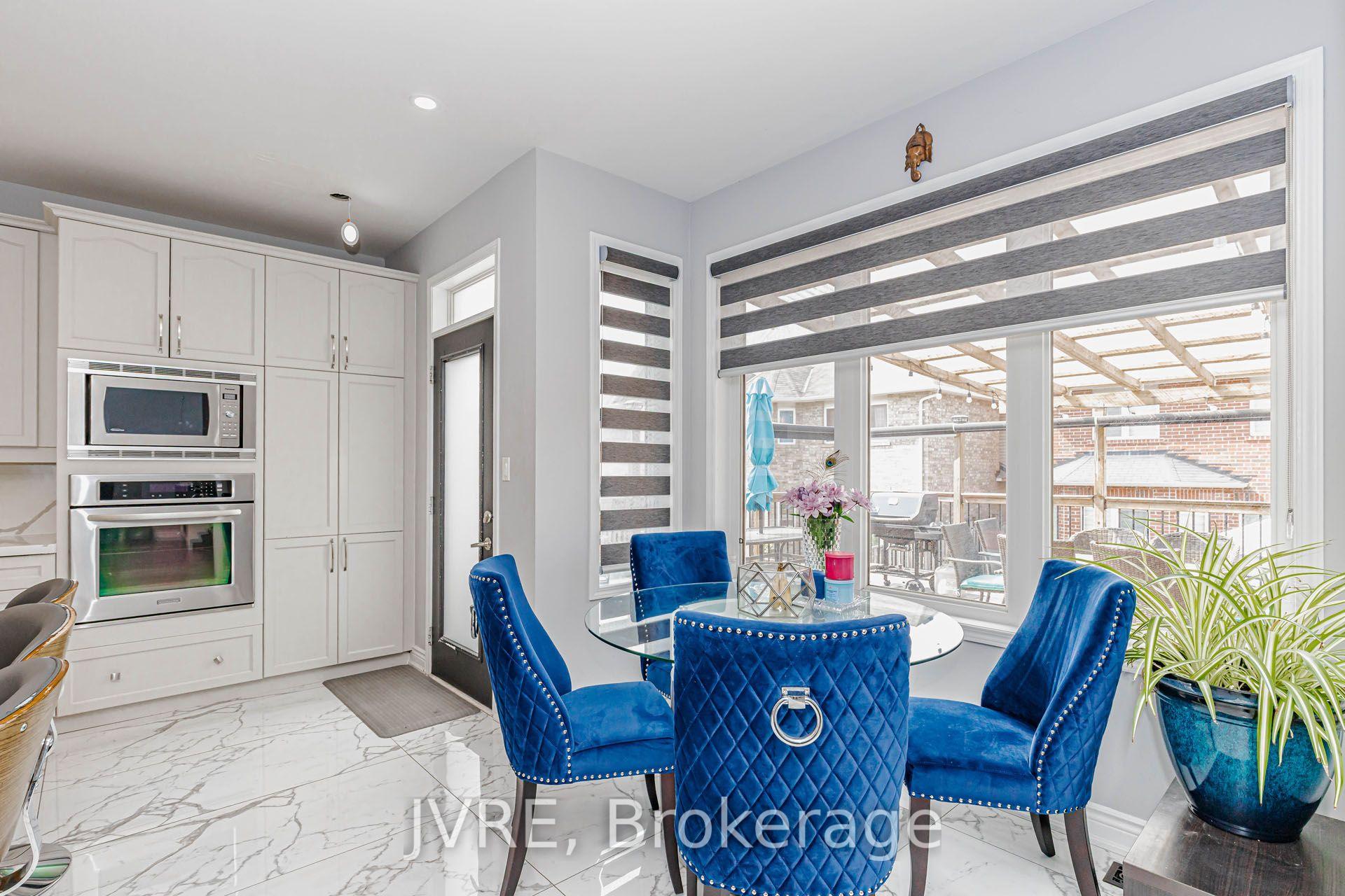 Photo 15 of 12 Peppermint Close, Brampton, Bram East — HOMEH