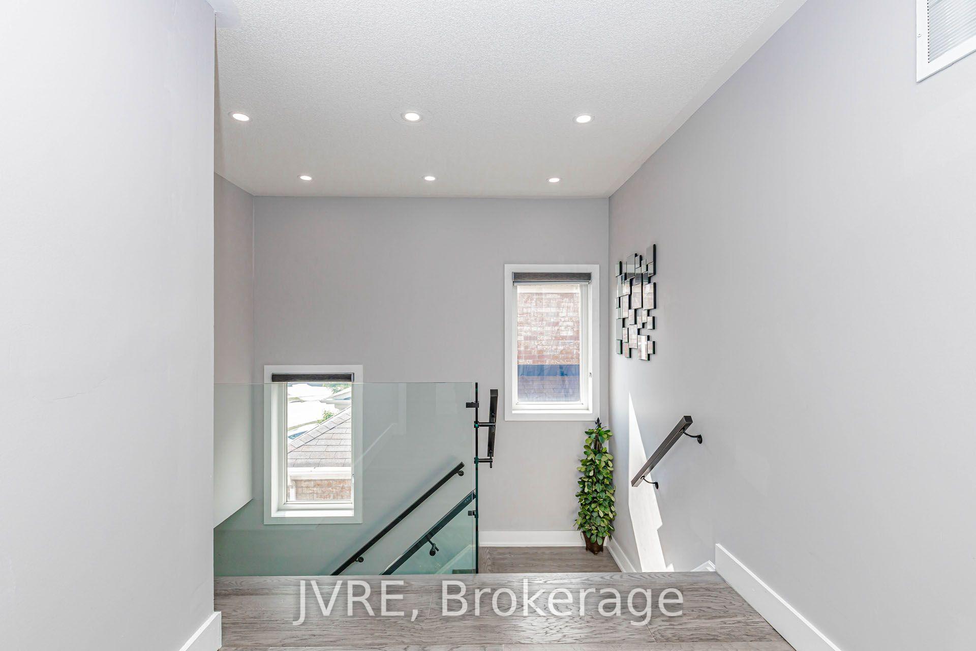 Photo 22 of 12 Peppermint Close, Brampton, Bram East — HOMEH