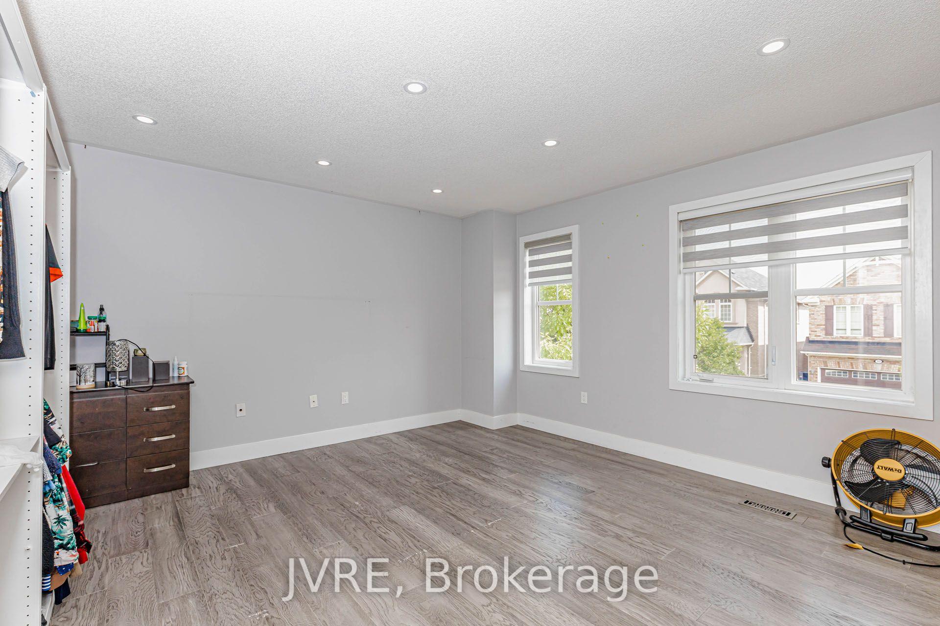 Photo 32 of 12 Peppermint Close, Brampton, Bram East — HOMEH
