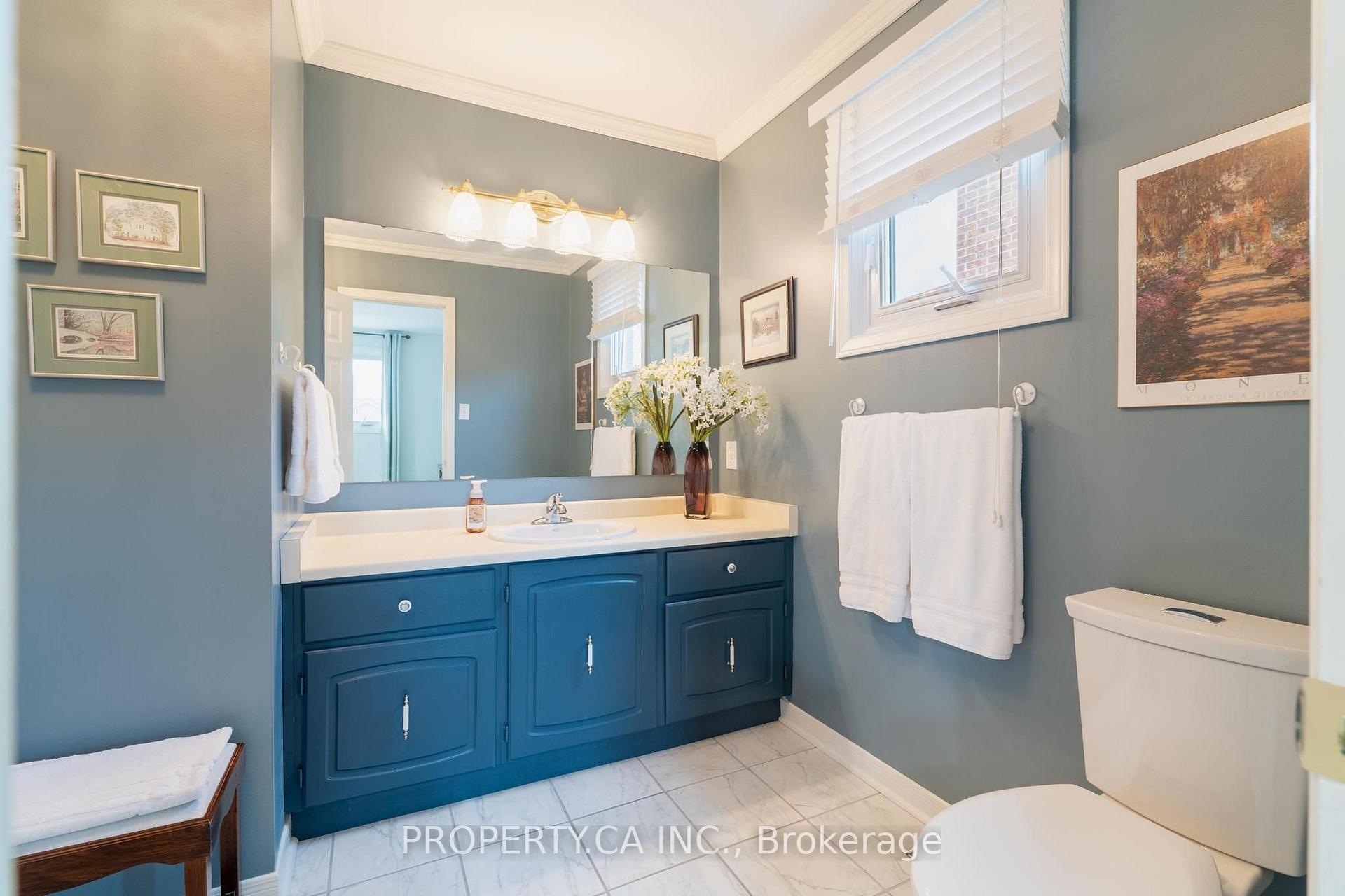 Photo 21 of 40 Buchanan Drive, Markham, Unionville — HOMEH