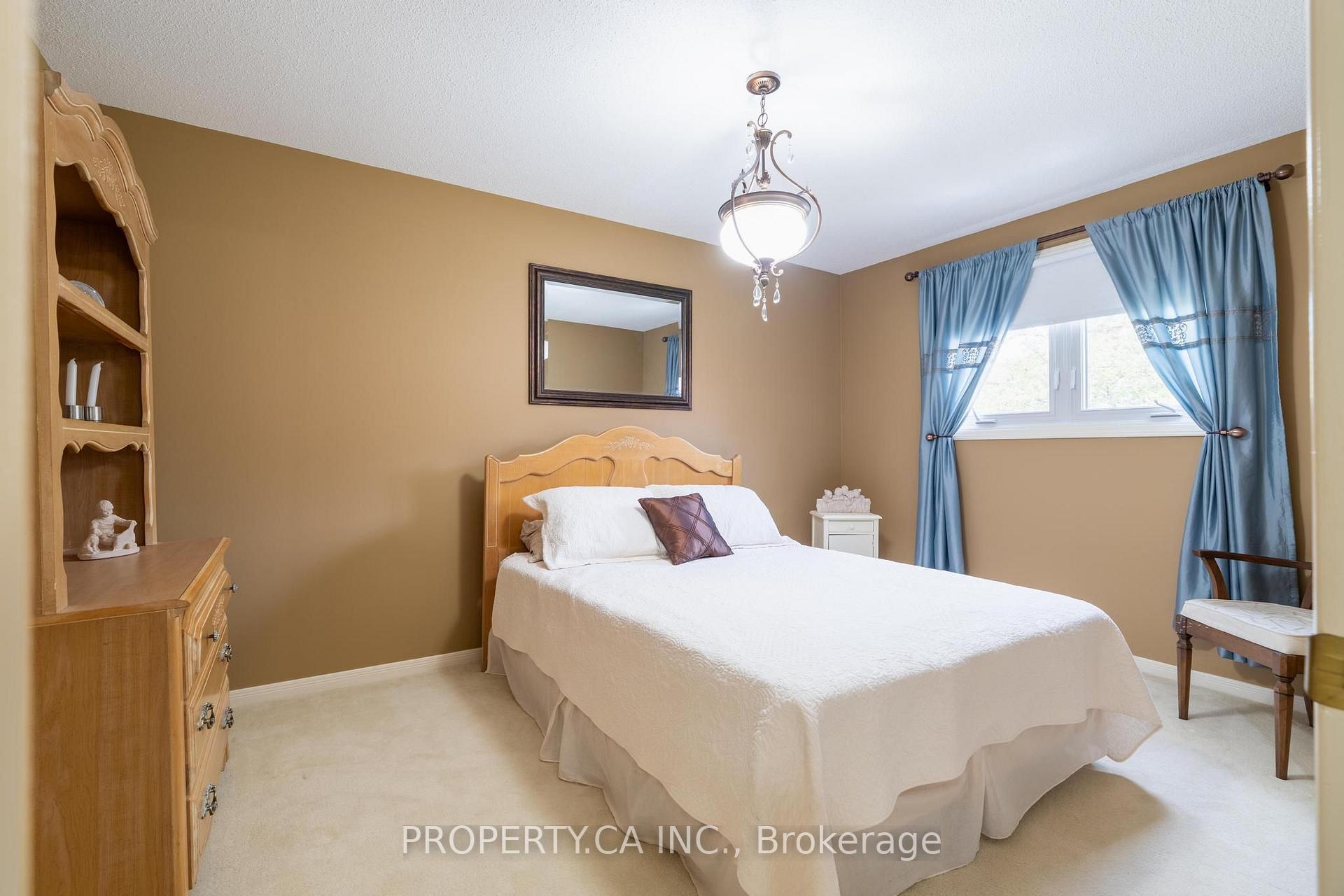 Photo 22 of 40 Buchanan Drive, Markham, Unionville — HOMEH