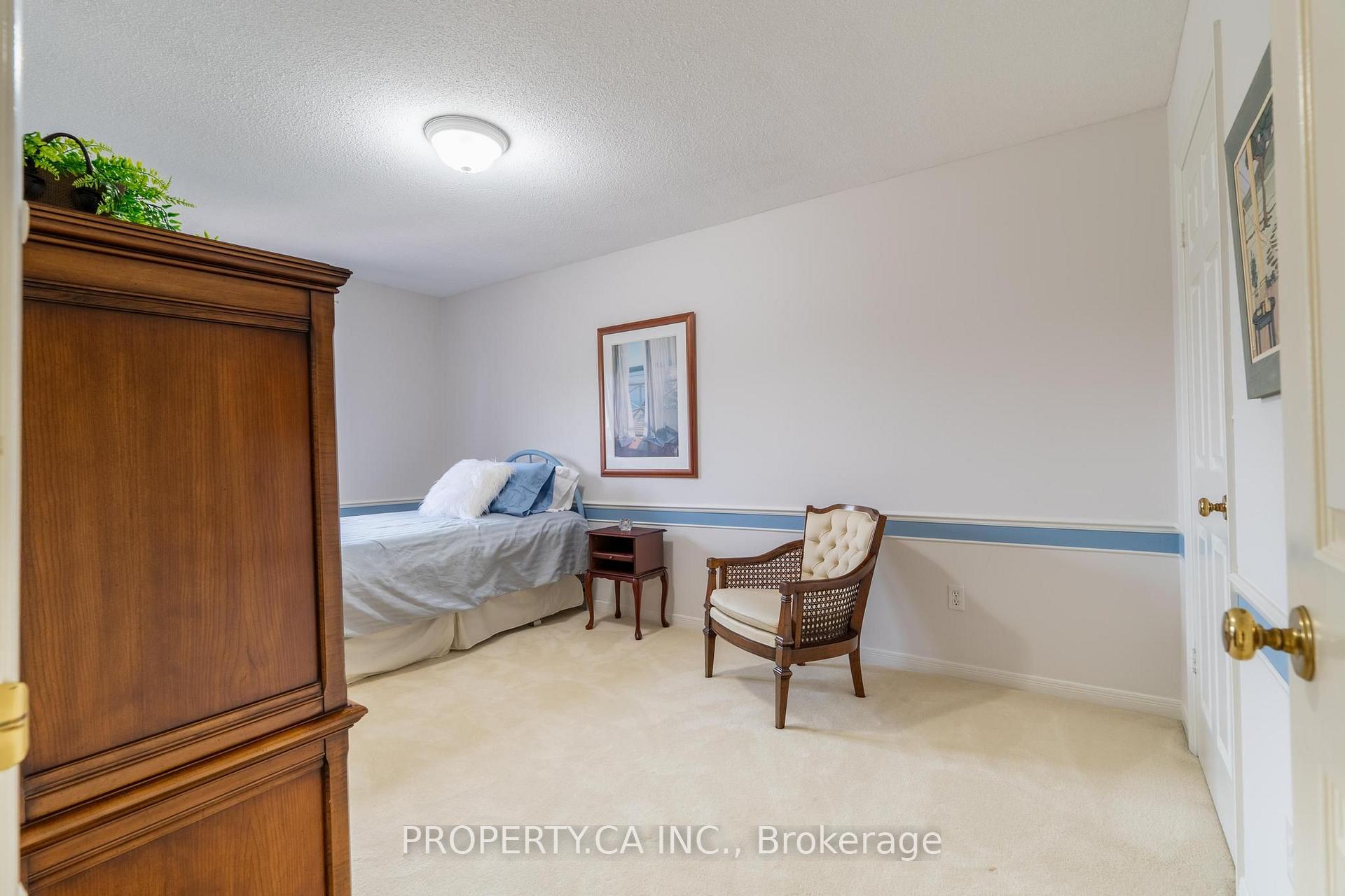Photo 24 of 40 Buchanan Drive, Markham, Unionville — HOMEH