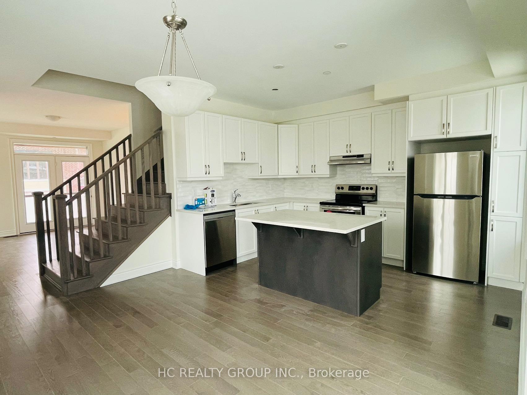 Photo 10 of 117 Thomas Frisby Jr. Crescent, Markham, Victoria Square — HOMEH