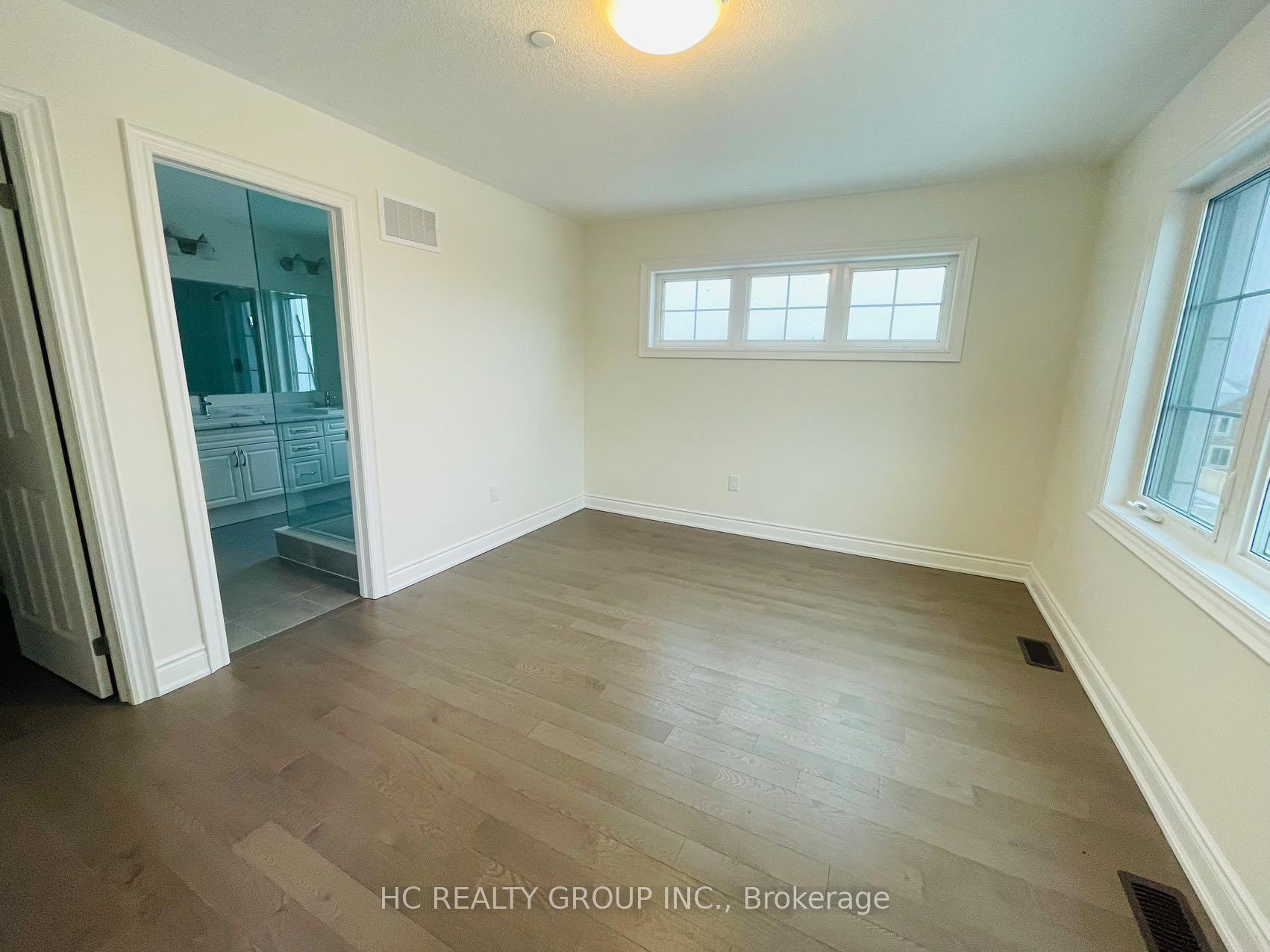 Photo 17 of 117 Thomas Frisby Jr. Crescent, Markham, Victoria Square — HOMEH