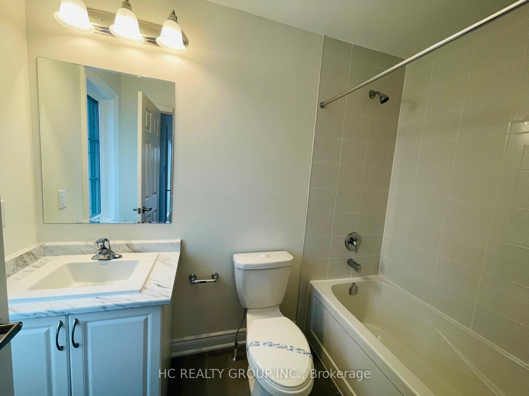 Photo 20 of 117 Thomas Frisby Jr. Crescent, Markham, Victoria Square — HOMEH
