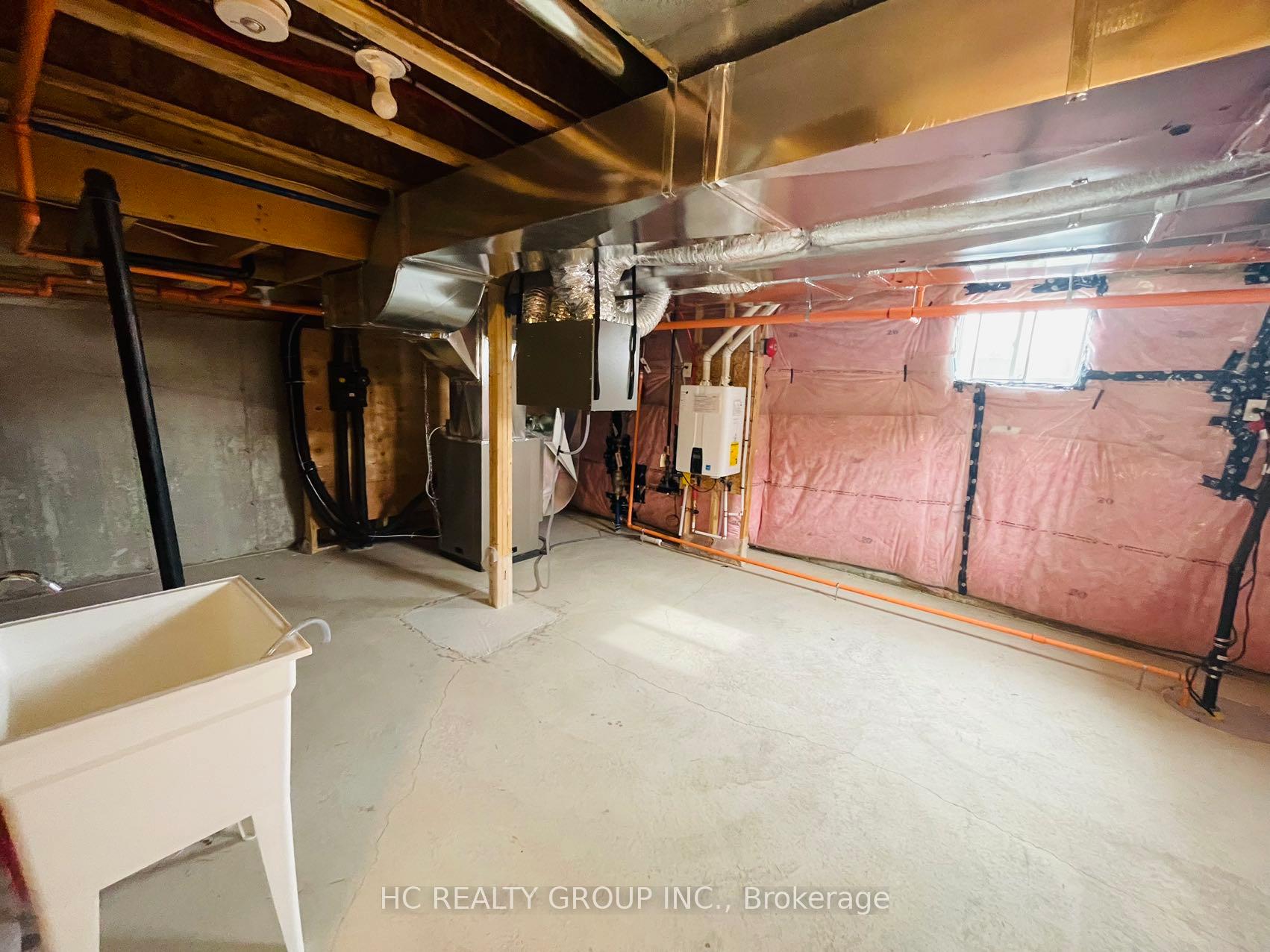 Photo 24 of 117 Thomas Frisby Jr. Crescent, Markham, Victoria Square — HOMEH