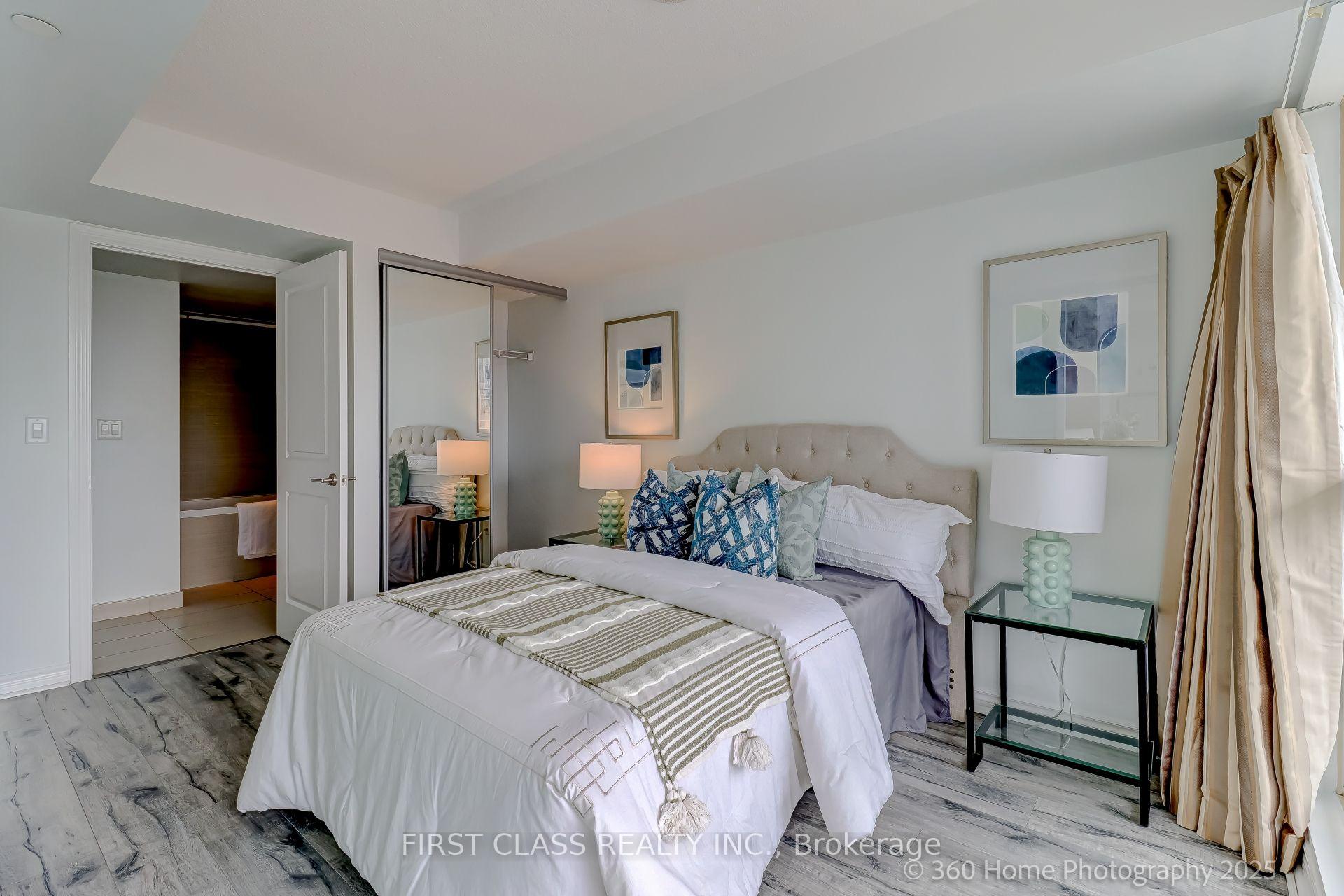 Photo 9 of Unit 2513, 386 Yonge Street, Toronto, Bay Street Corridor — HOMEH
