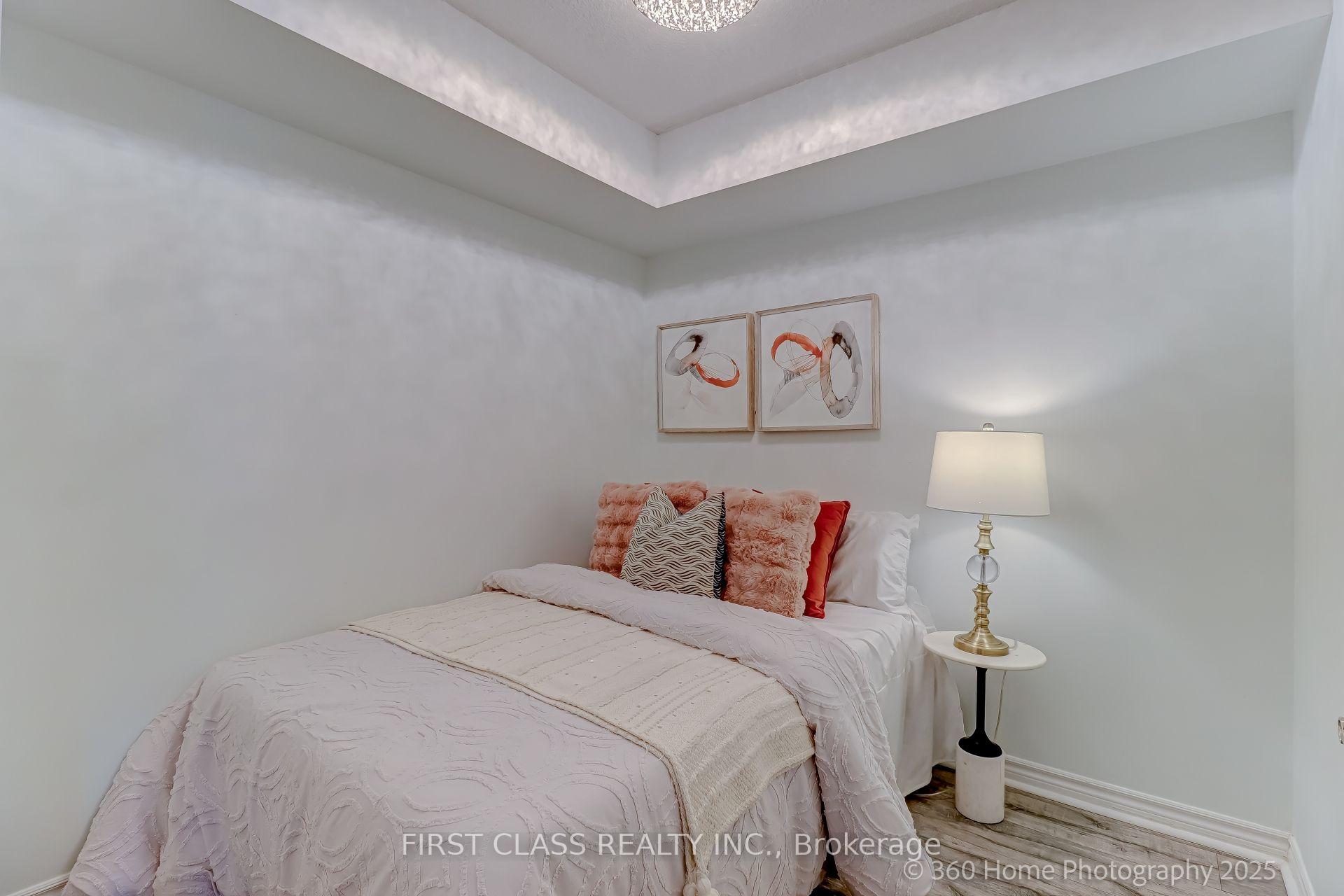 Photo 11 of Unit 2513, 386 Yonge Street, Toronto, Bay Street Corridor — HOMEH