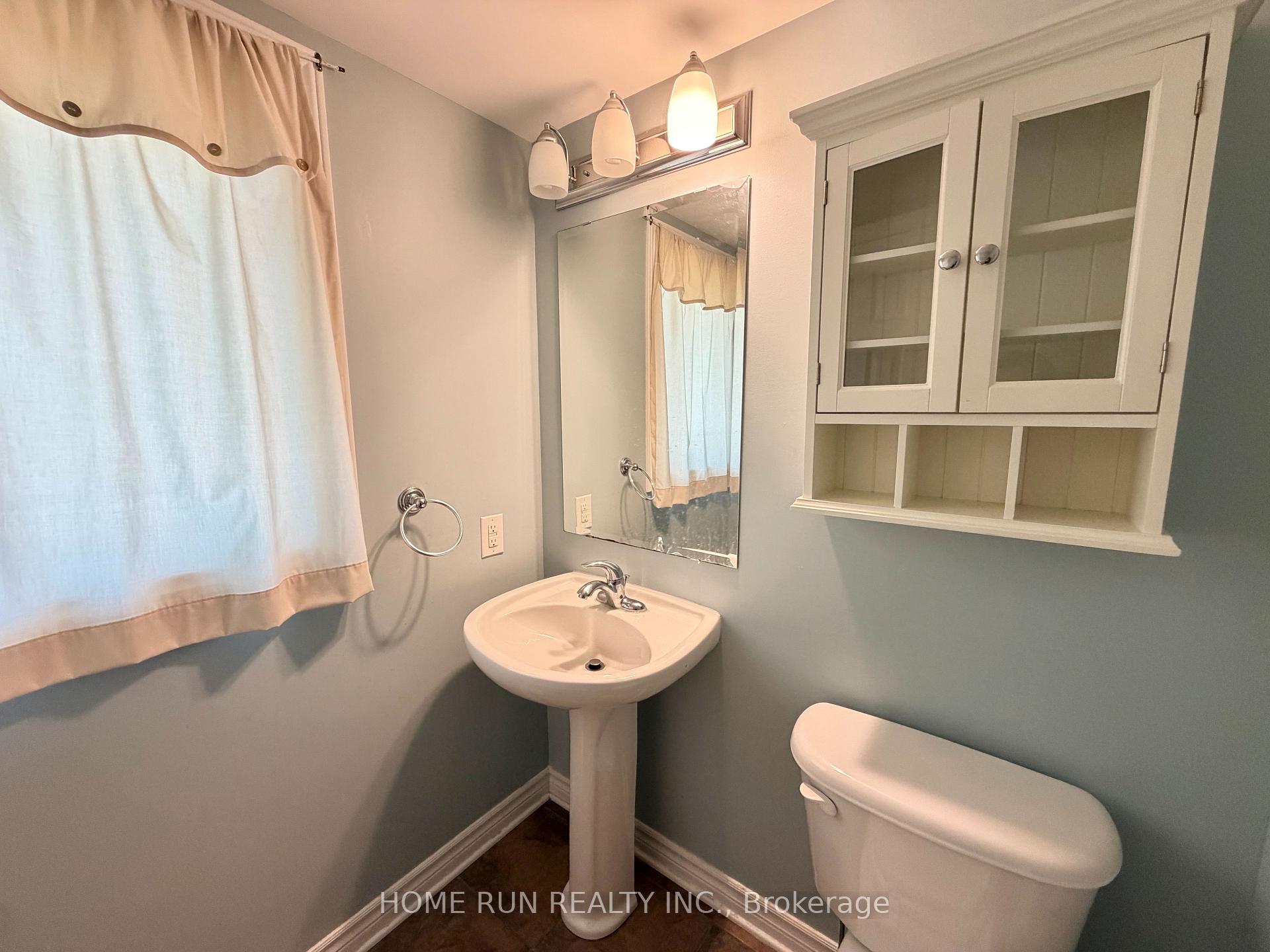 Photo 7 of 114 Glendore Street, Ottawa, Barrhaven - Strandherd — HOMEH