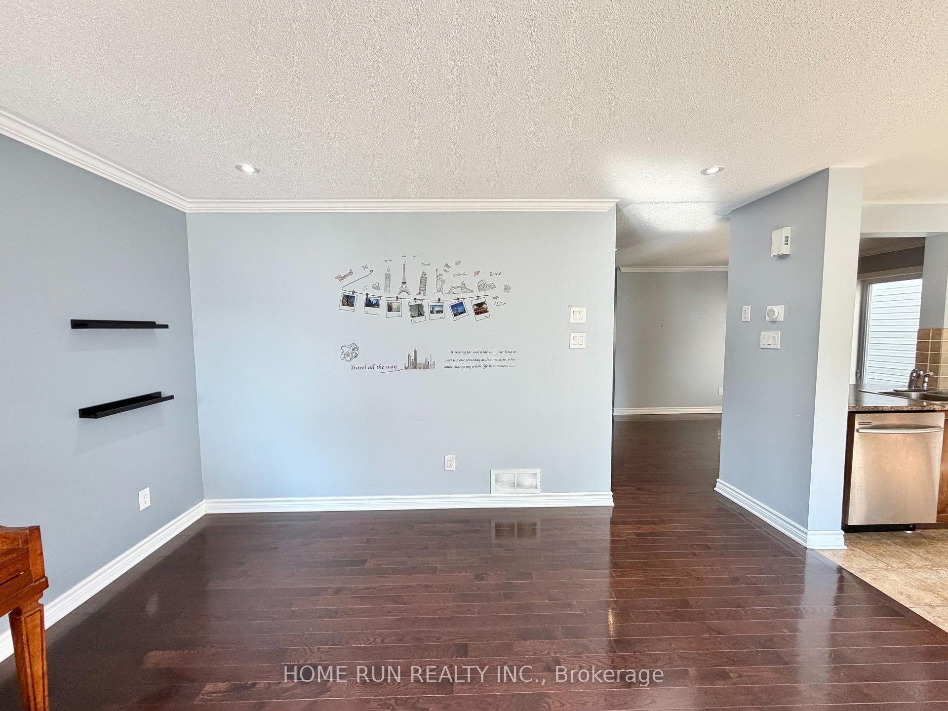 Photo 17 of 114 Glendore Street, Ottawa, Barrhaven - Strandherd — HOMEH