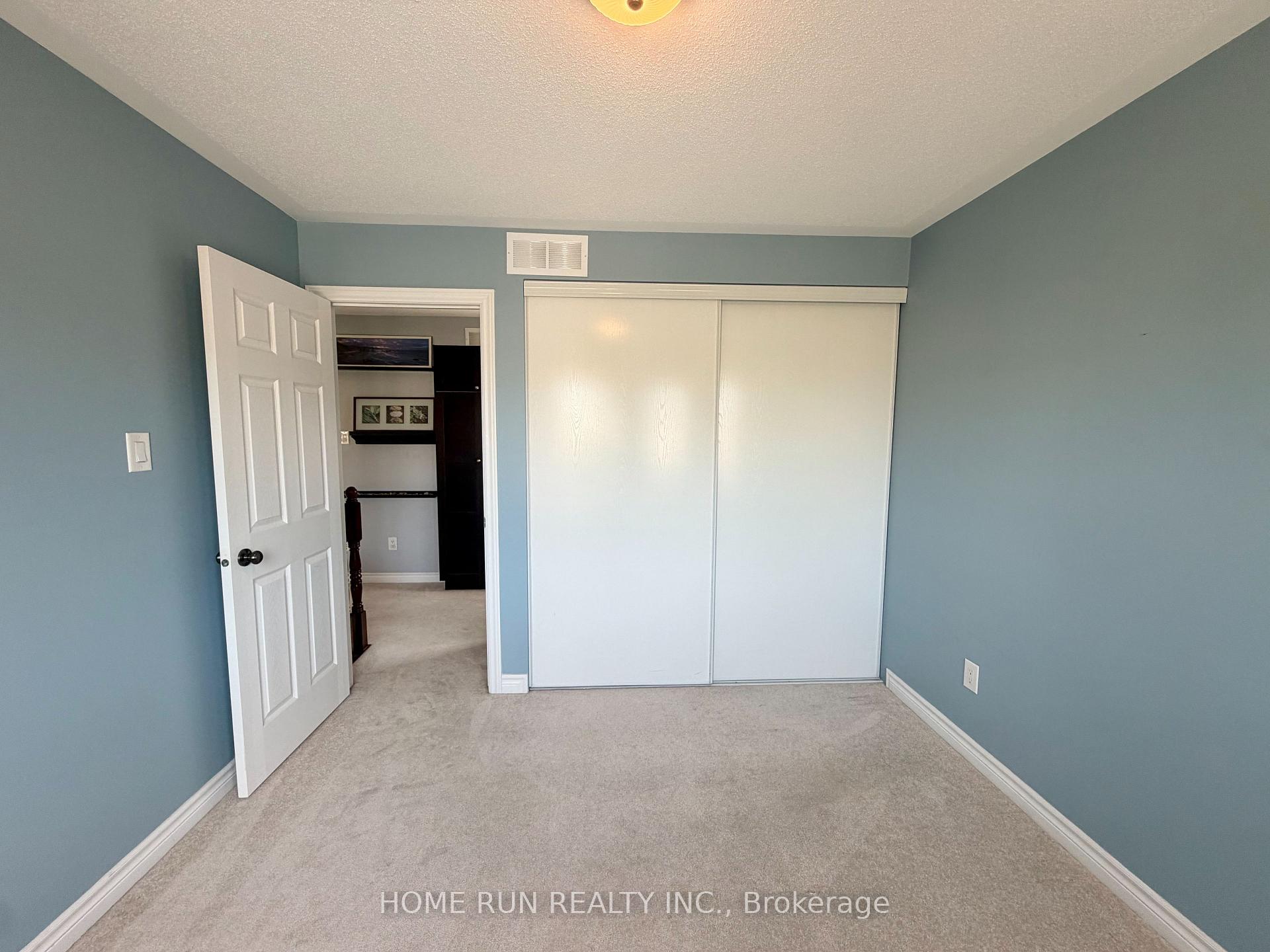 Photo 35 of 114 Glendore Street, Ottawa, Barrhaven - Strandherd — HOMEH