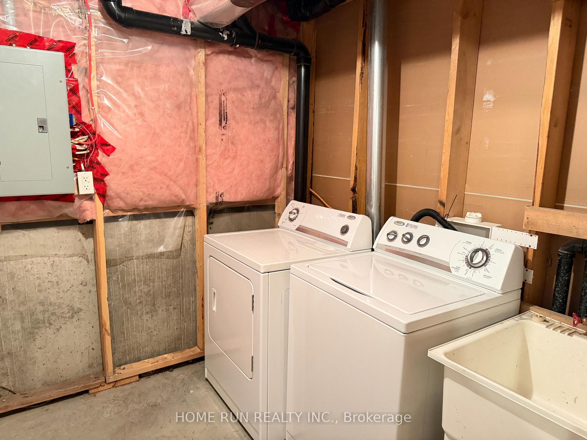 Photo 45 of 114 Glendore Street, Ottawa, Barrhaven - Strandherd — HOMEH