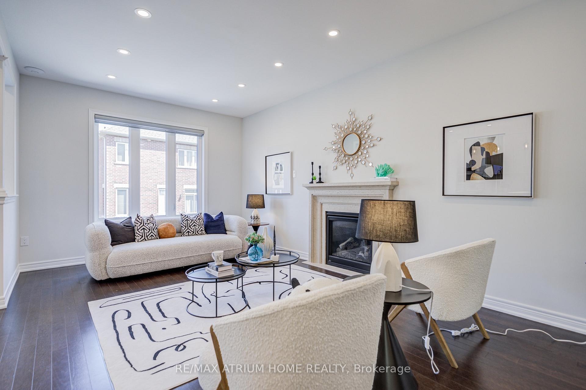 Photo 12 of 368 Roy Harper Avenue, Aurora, Rural Aurora — HOMEH
