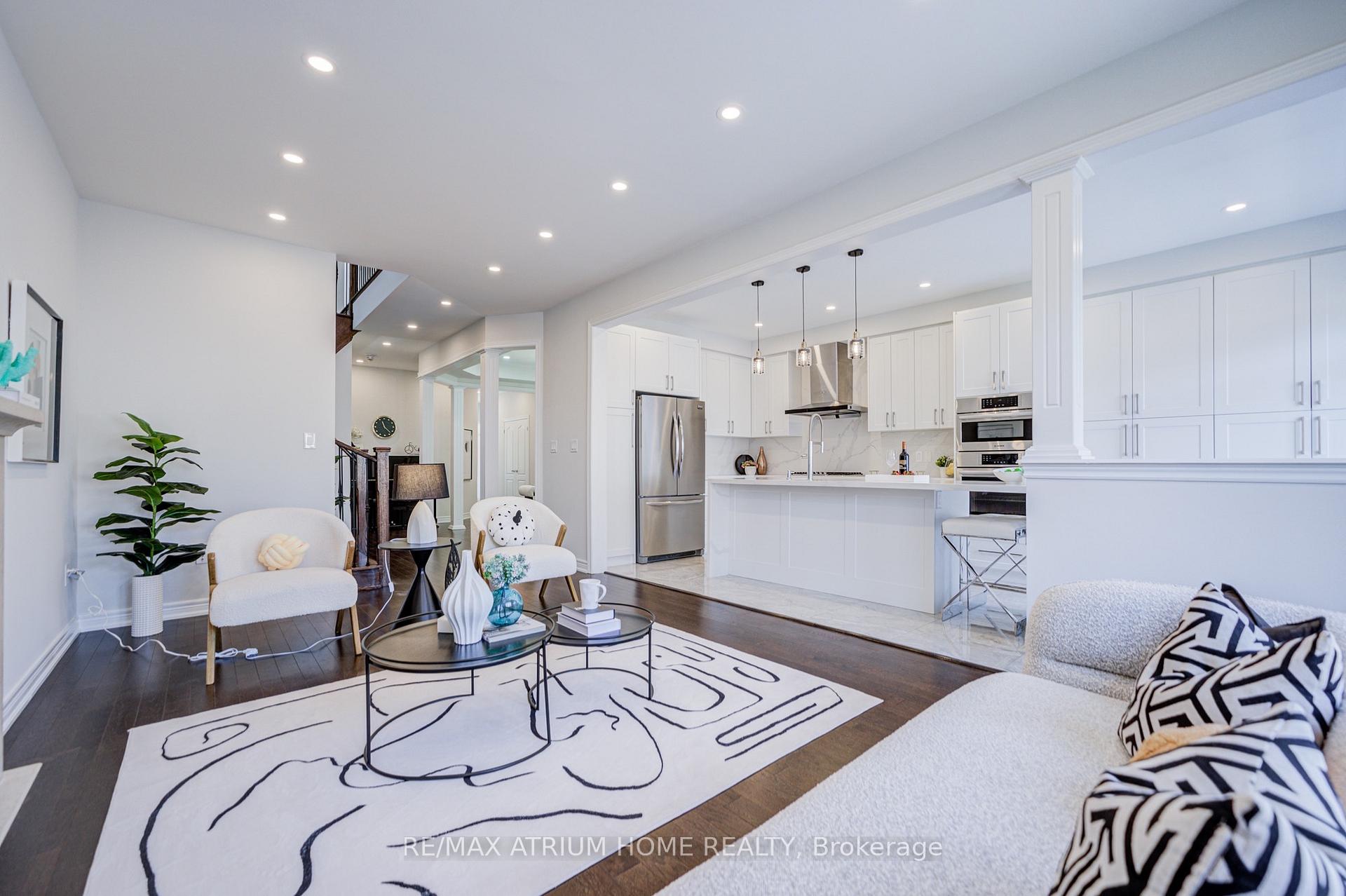 Photo 15 of 368 Roy Harper Avenue, Aurora, Rural Aurora — HOMEH