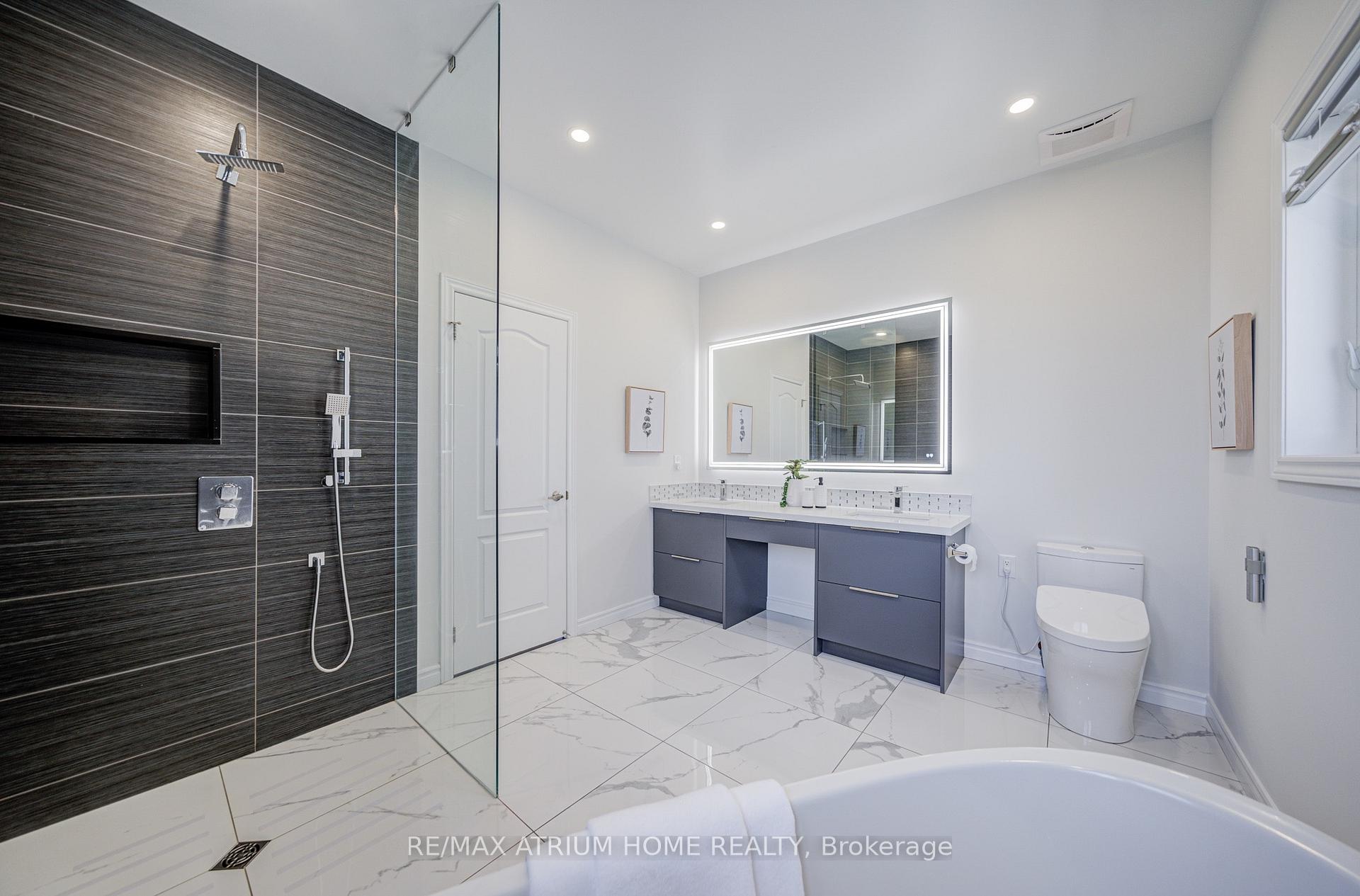 Photo 24 of 368 Roy Harper Avenue, Aurora, Rural Aurora — HOMEH