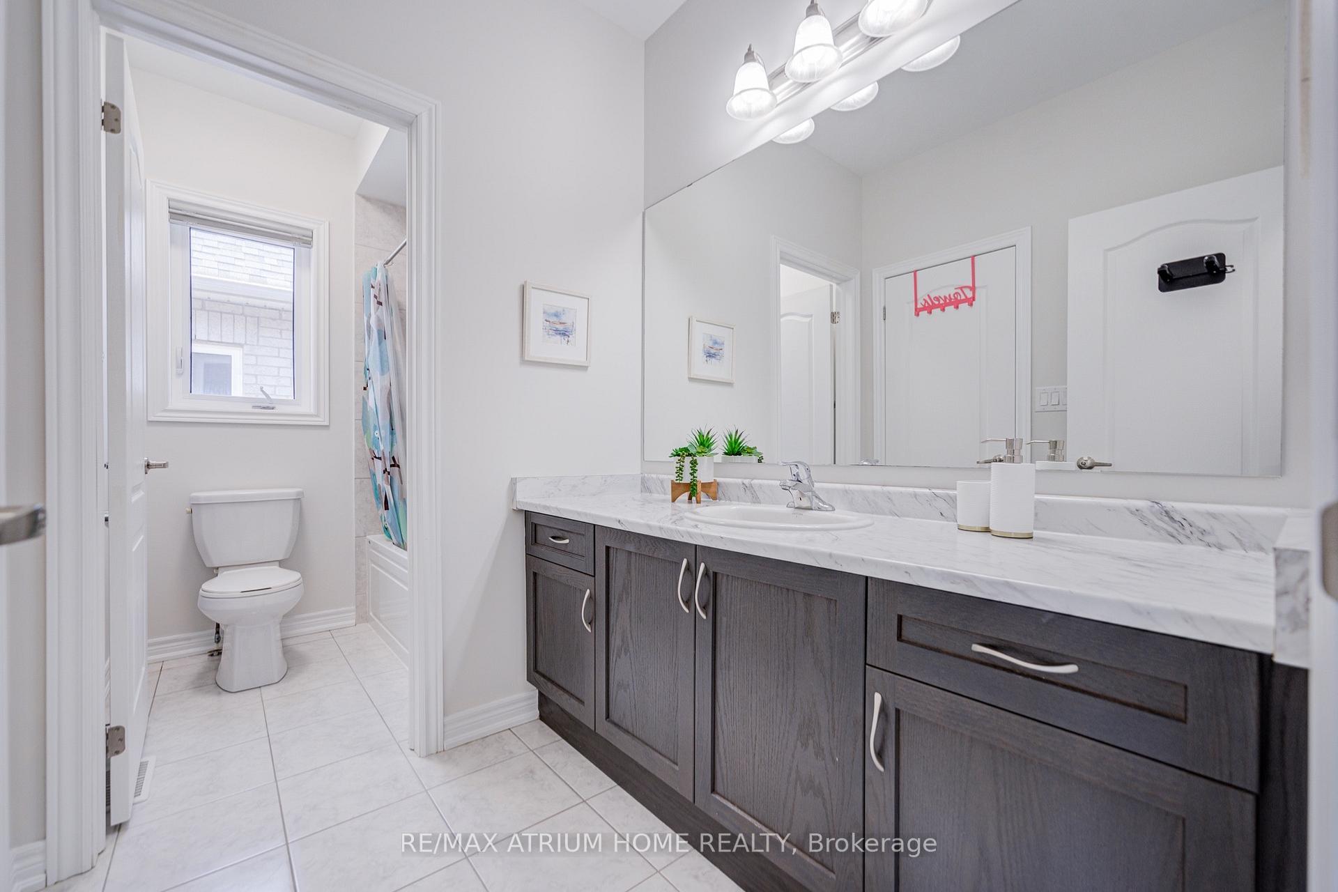 Photo 27 of 368 Roy Harper Avenue, Aurora, Rural Aurora — HOMEH