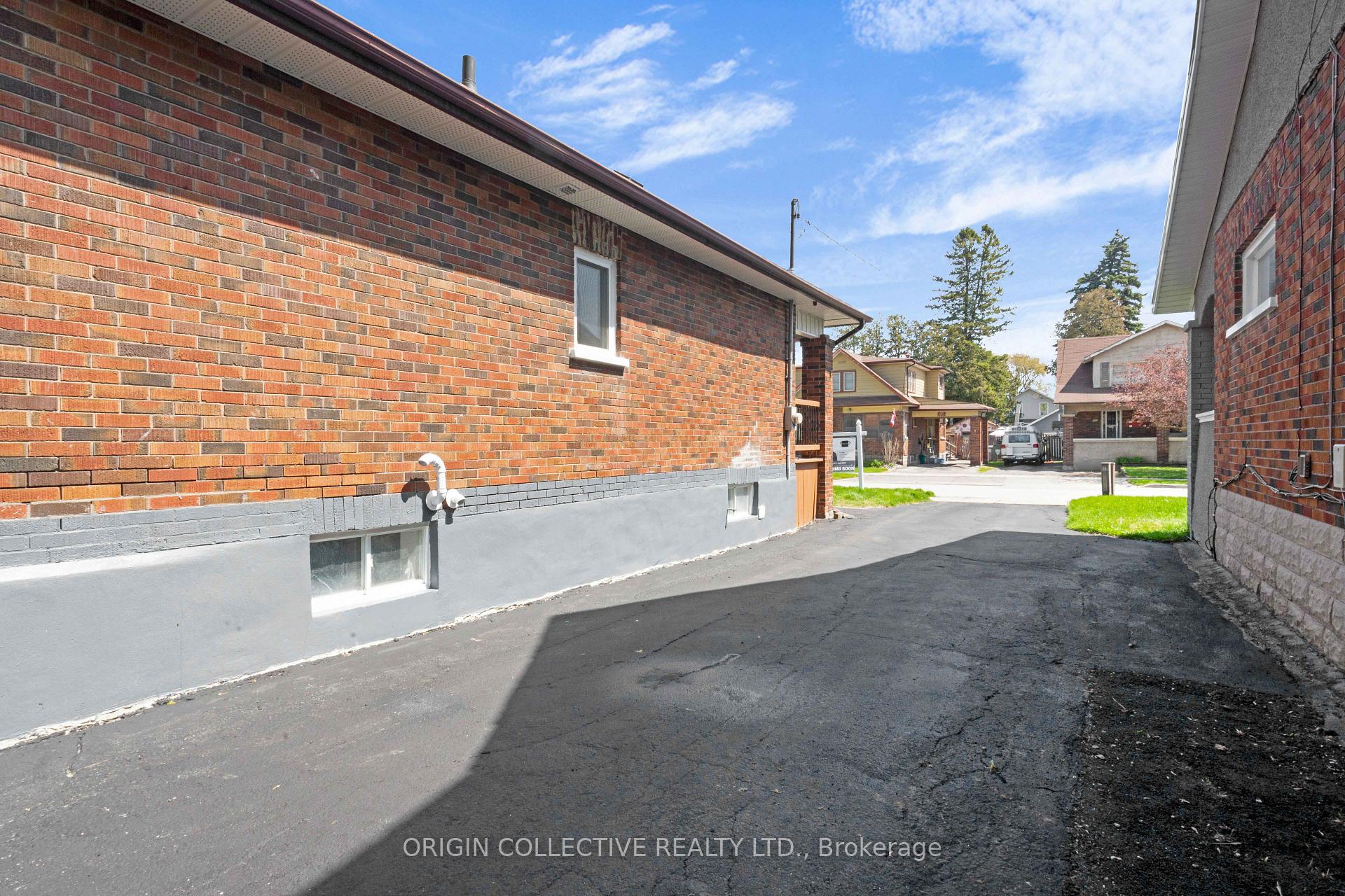 Photo 5 of 280 Division Street, Oshawa, O'Neill — HOMEH