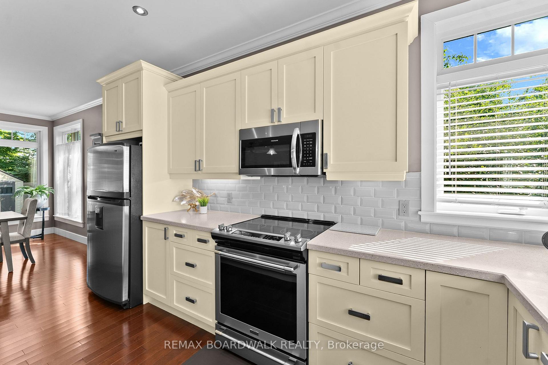 Photo 15 of 430 Main Street, North Dundas, Winchester — HOMEH