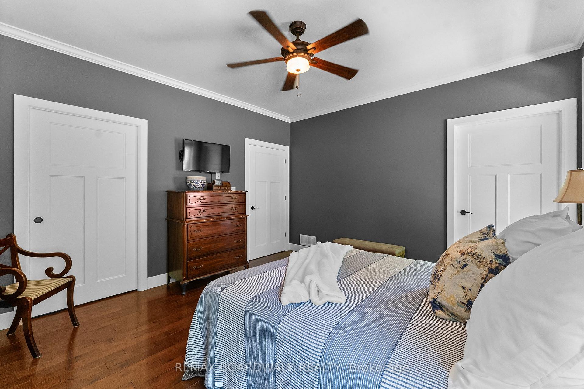 Photo 20 of 430 Main Street, North Dundas, Winchester — HOMEH