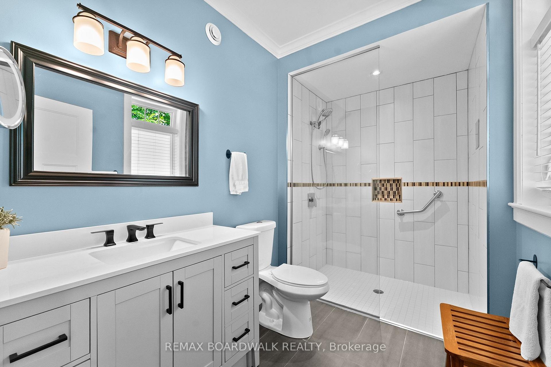 Photo 21 of 430 Main Street, North Dundas, Winchester — HOMEH