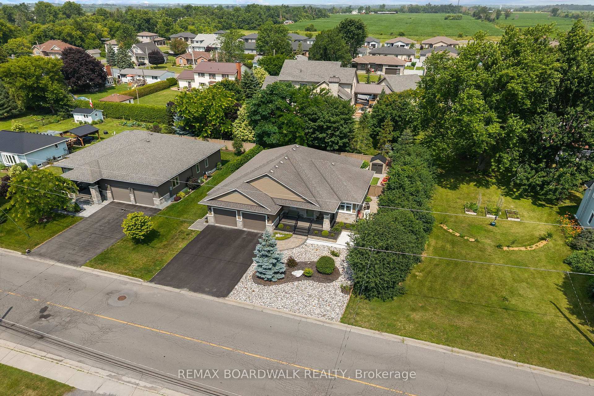 Photo 42 of 430 Main Street, North Dundas, Winchester — HOMEH