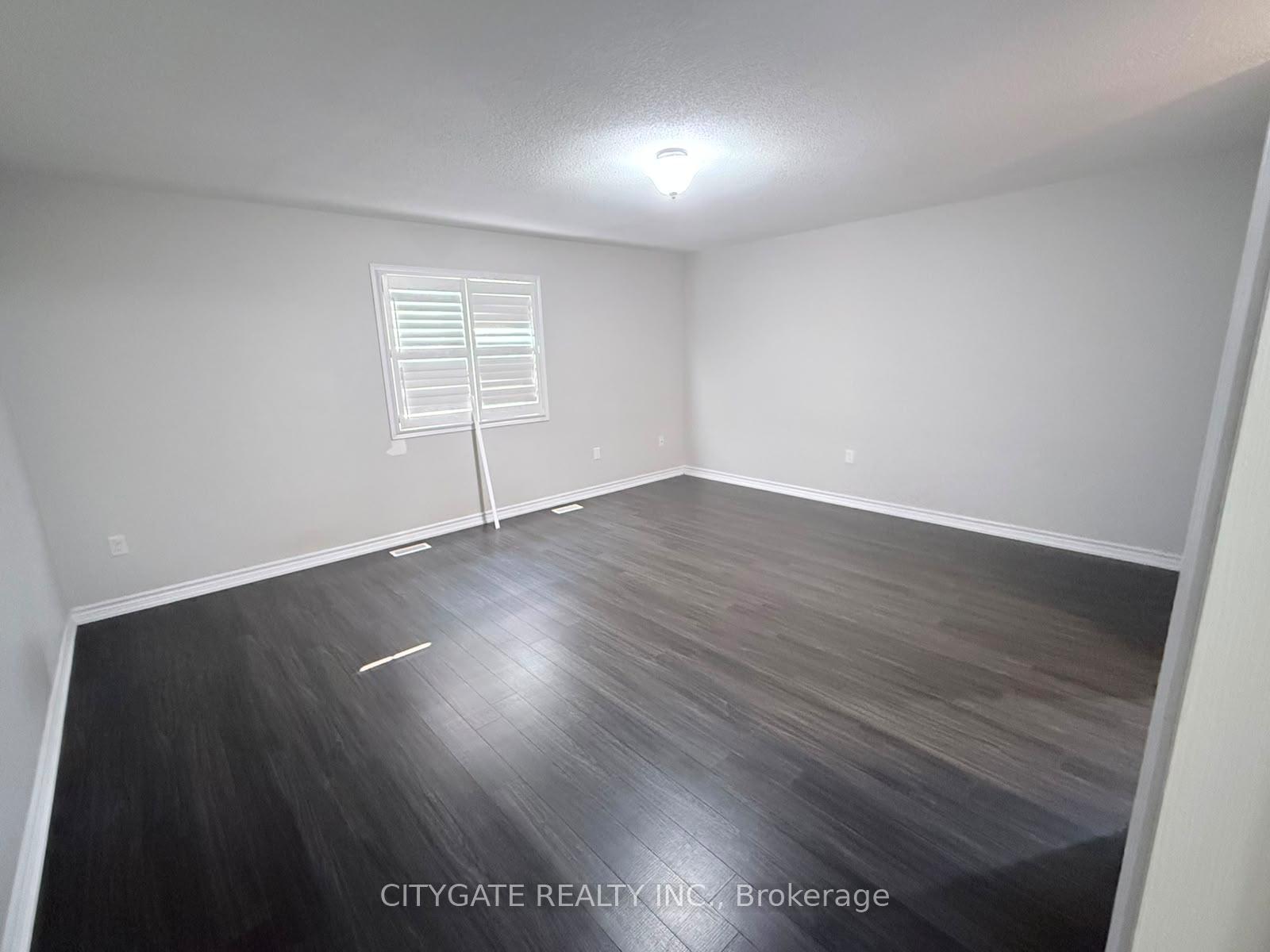 Photo 9 of Unit Main/Second, 124 Crystalview Crescent, Brampton, Bram East — HOMEH