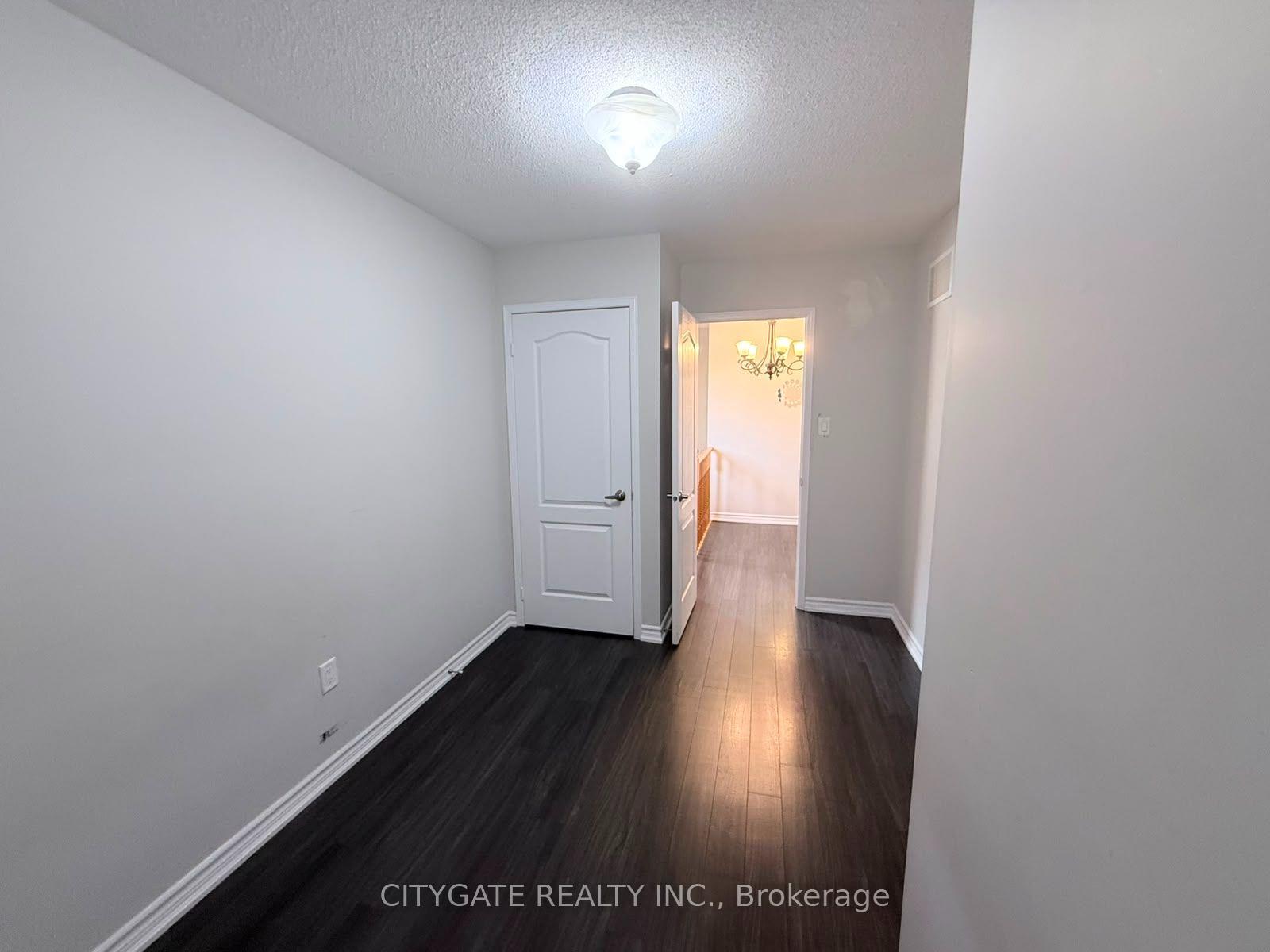 Photo 18 of Unit Main/Second, 124 Crystalview Crescent, Brampton, Bram East — HOMEH