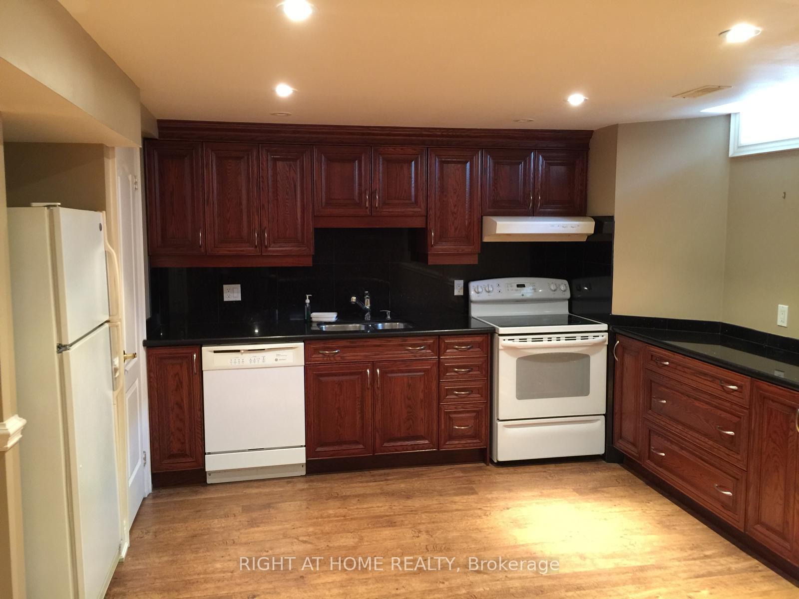 Photo 41 of 39 Scarlett Trail, Vaughan, Vellore Village — HOMEH
