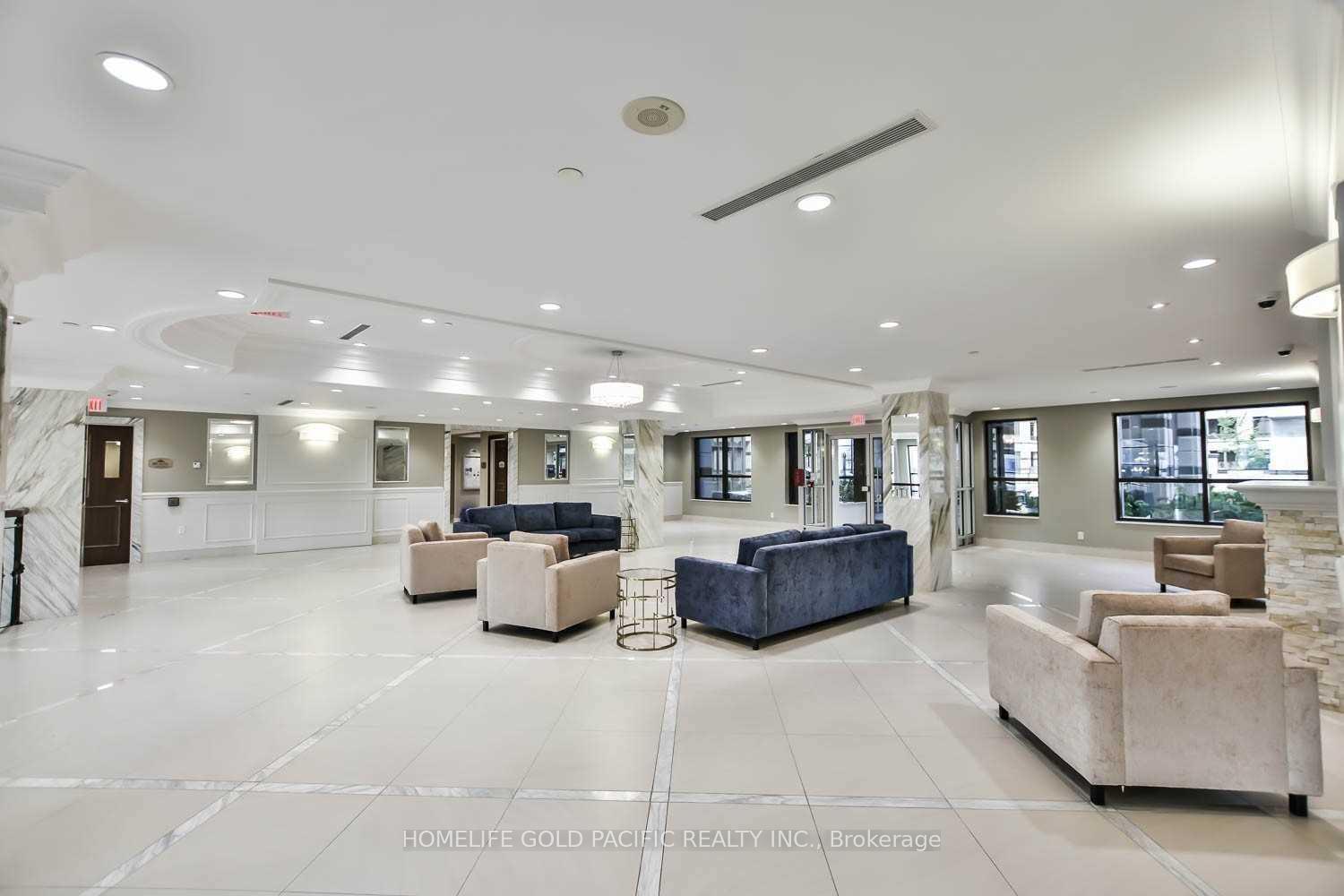 Photo 3 of Unit 1807, 38 Cedarland Drive, Markham, Unionville — HOMEH