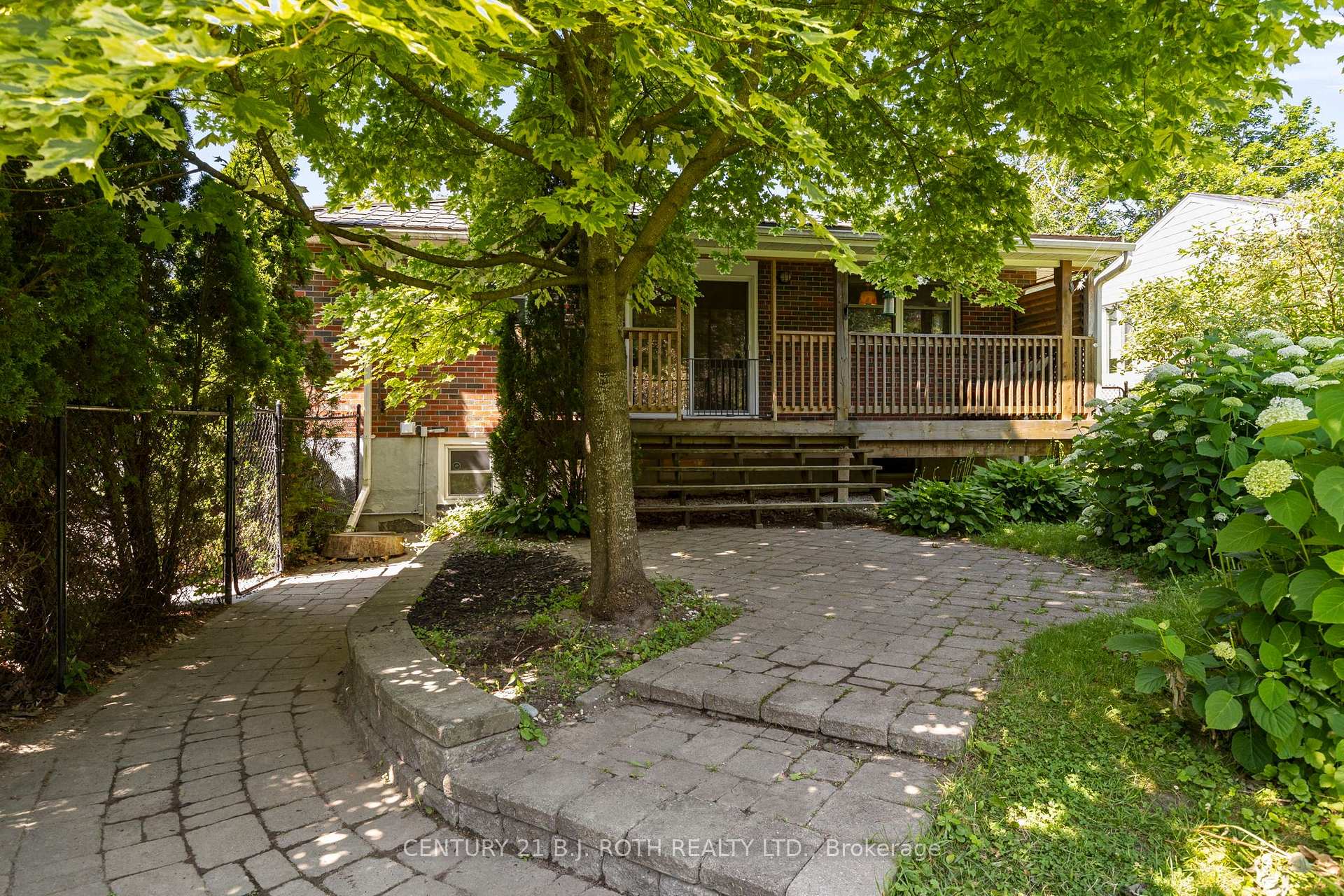 Photo 27 of 7 Vine Street, Barrie, Sunnidale — HOMEH