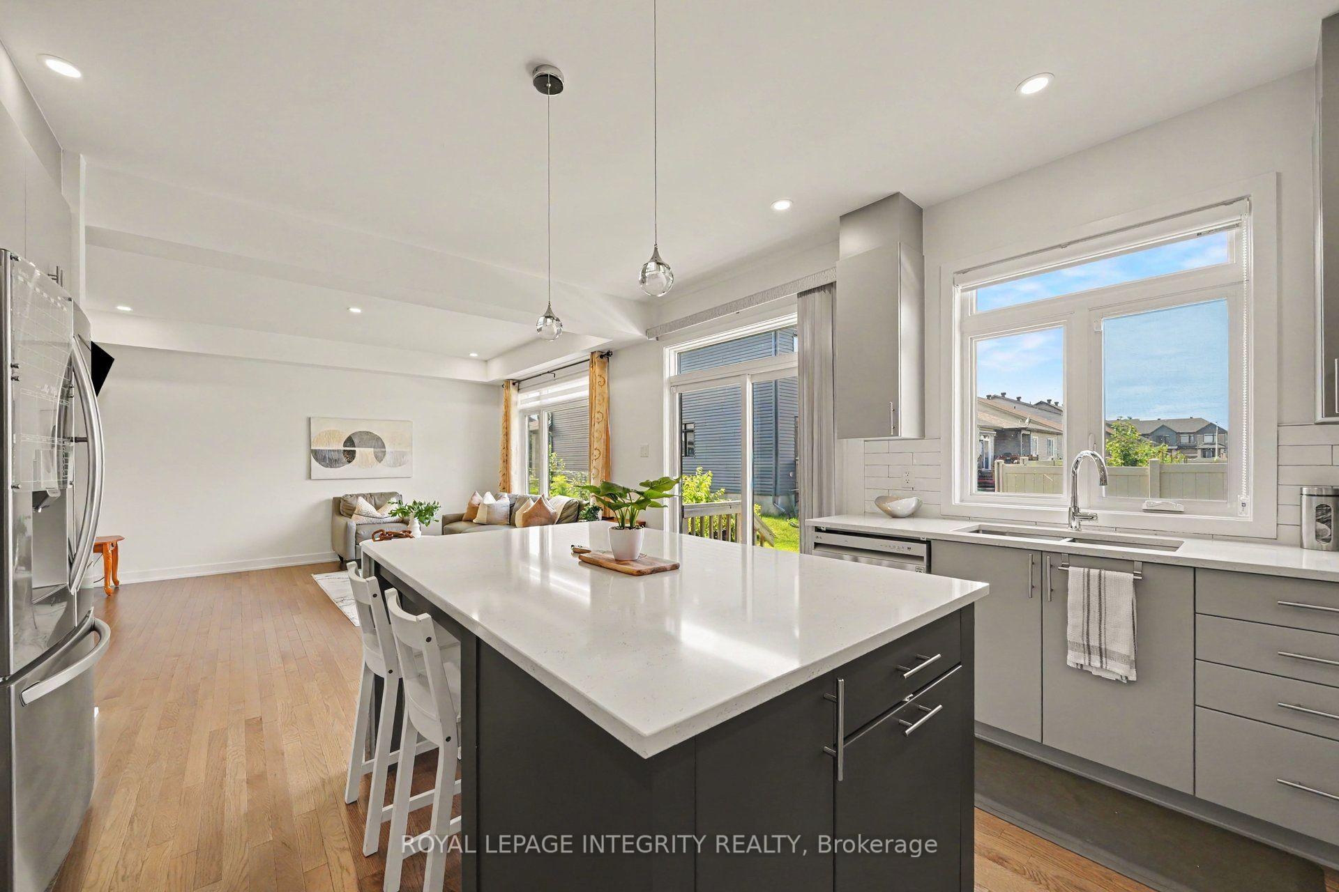 Photo 12 of 313 Chamomile Way, Ottawa, Leitrim — HOMEH