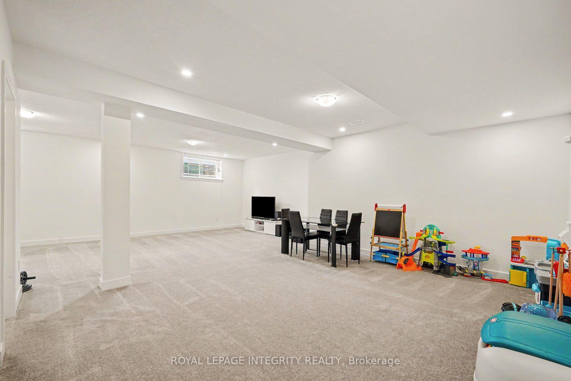 Photo 23 of 313 Chamomile Way, Ottawa, Leitrim — HOMEH