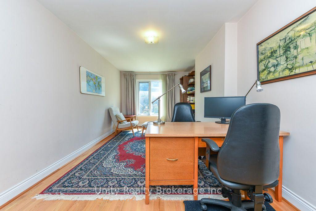 Photo 26 of 51 Lambeth Road, Etobicoke, Edenbridge-Humber Valley — HOMEH
