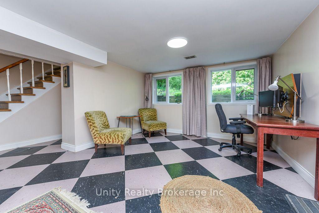 Photo 14 of 51 Lambeth Road, Etobicoke, Edenbridge-Humber Valley — HOMEH