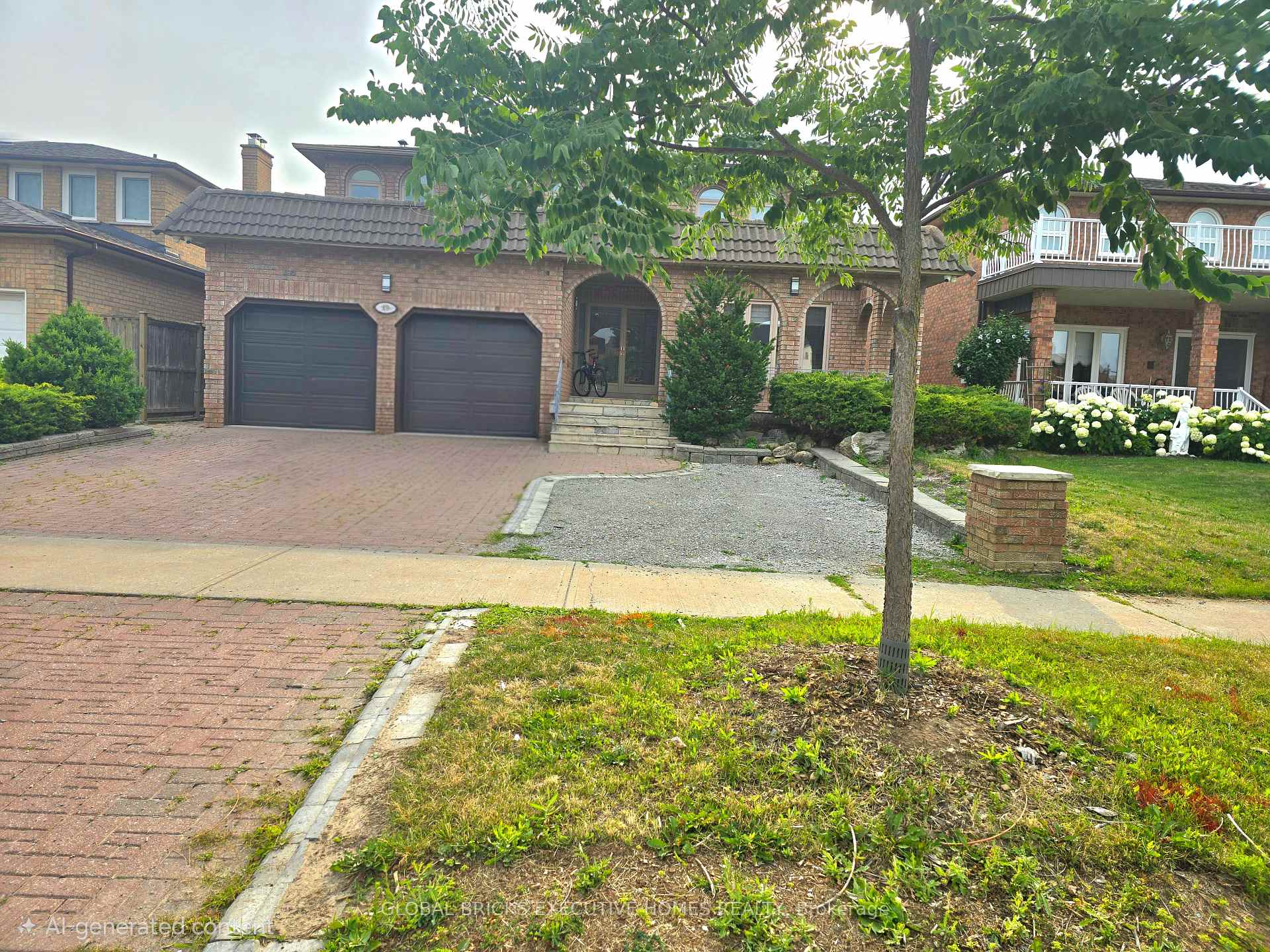 Photo 4 of 99 Benjamin Drive, Vaughan, East Woodbridge — HOMEH
