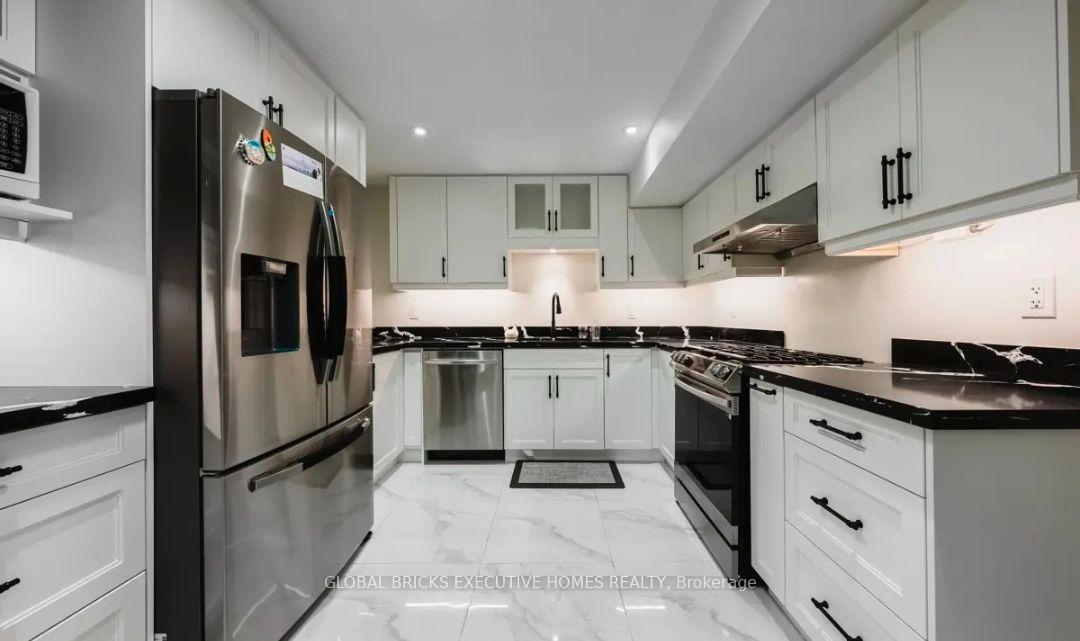 Photo 17 of 99 Benjamin Drive, Vaughan, East Woodbridge — HOMEH