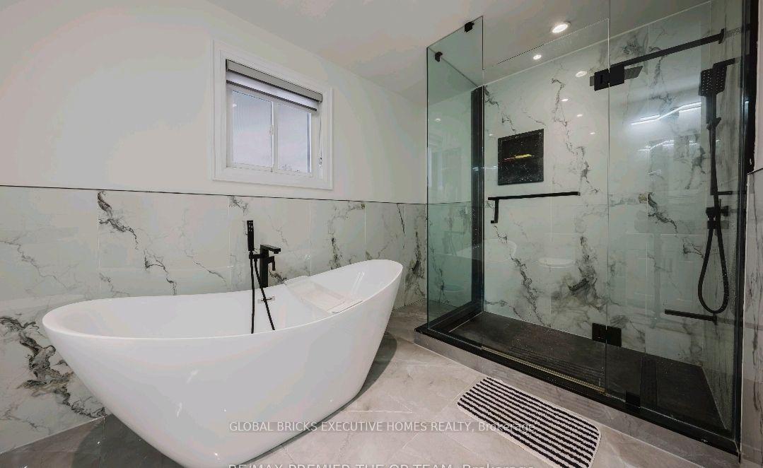 Photo 21 of 99 Benjamin Drive, Vaughan, East Woodbridge — HOMEH