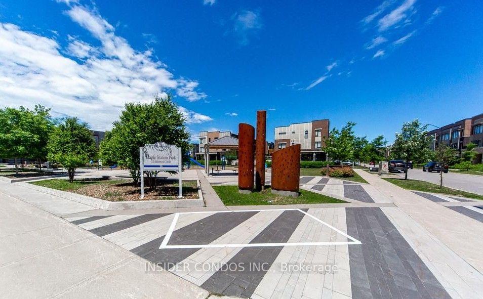 Photo 26 of Unit 209, 100 Eagle Rock Way, Vaughan, Rural Vaughan — HOMEH