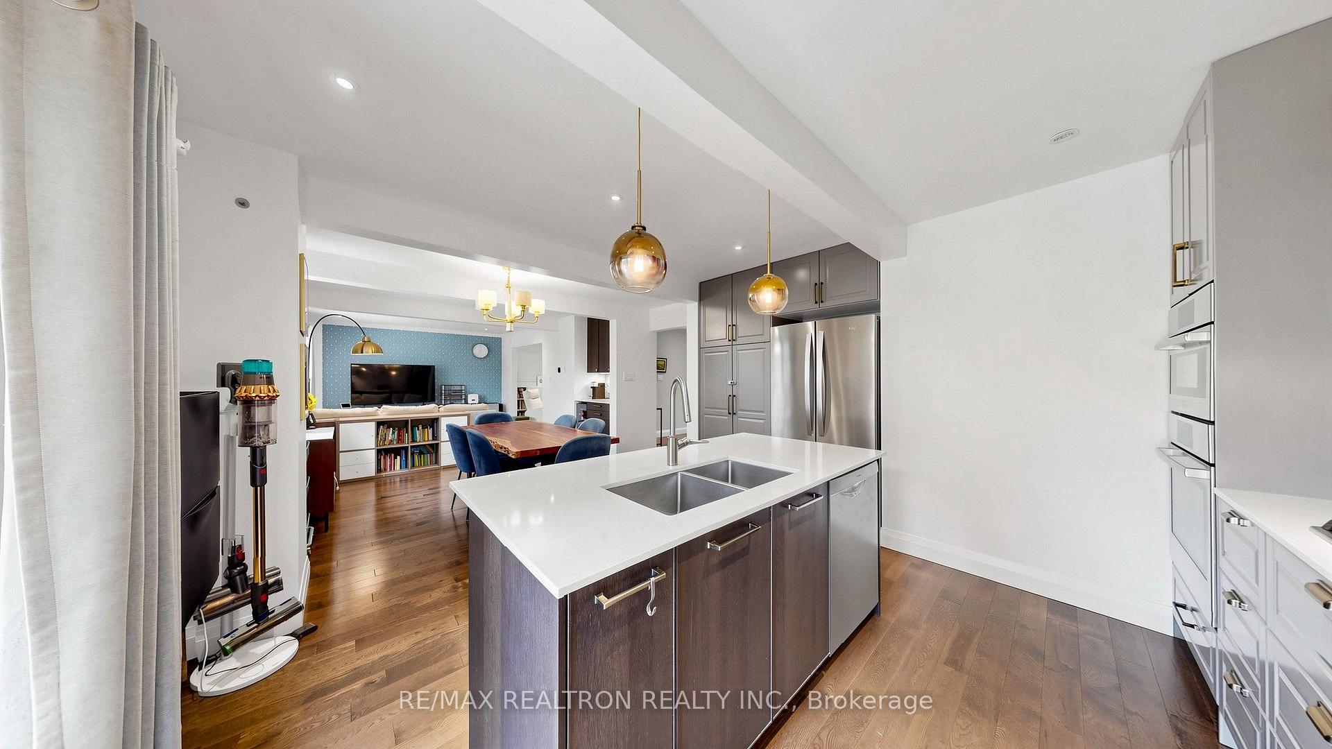 Photo 6 of 60 Kimberdale Crescent, Scarborough, L'Amoreaux — HOMEH