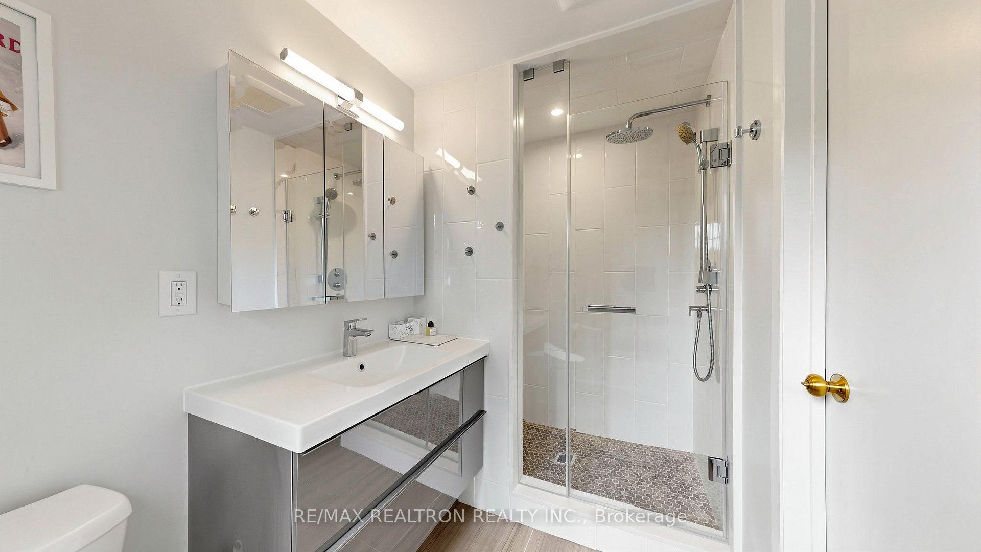 Photo 25 of 60 Kimberdale Crescent, Scarborough, L'Amoreaux — HOMEH