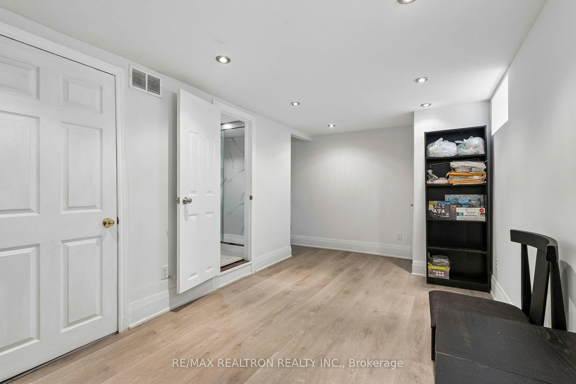 Photo 27 of 28 Machell Avenue, Aurora, Aurora Village — HOMEH