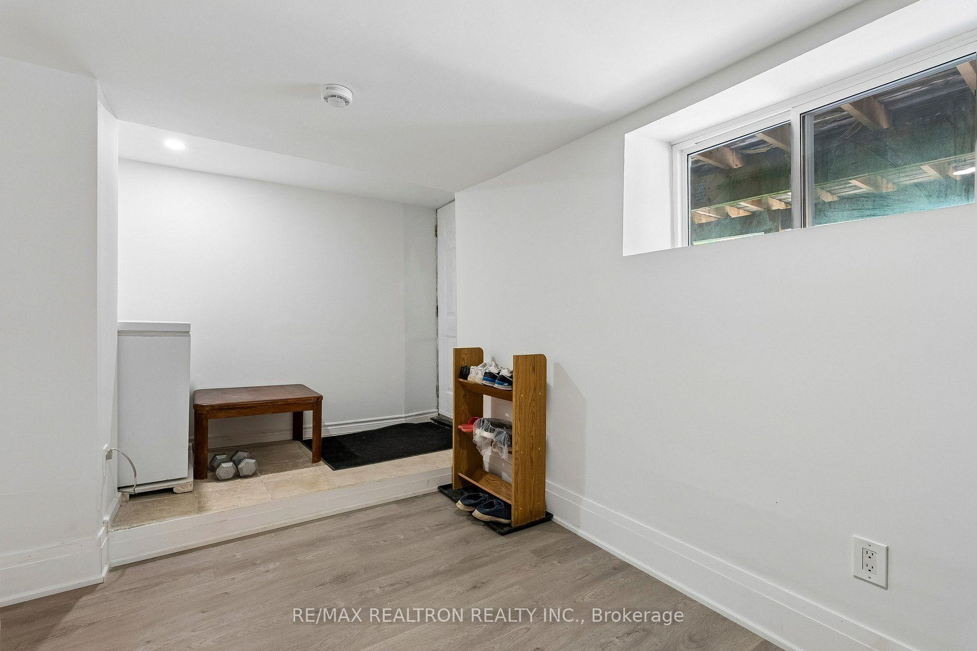 Photo 28 of 28 Machell Avenue, Aurora, Aurora Village — HOMEH