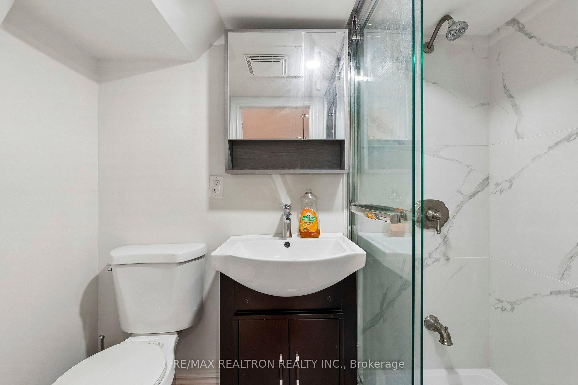 Photo 32 of 28 Machell Avenue, Aurora, Aurora Village — HOMEH